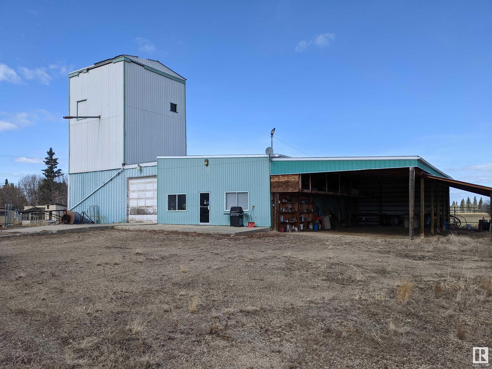 4706 52 Av Property Photo 13