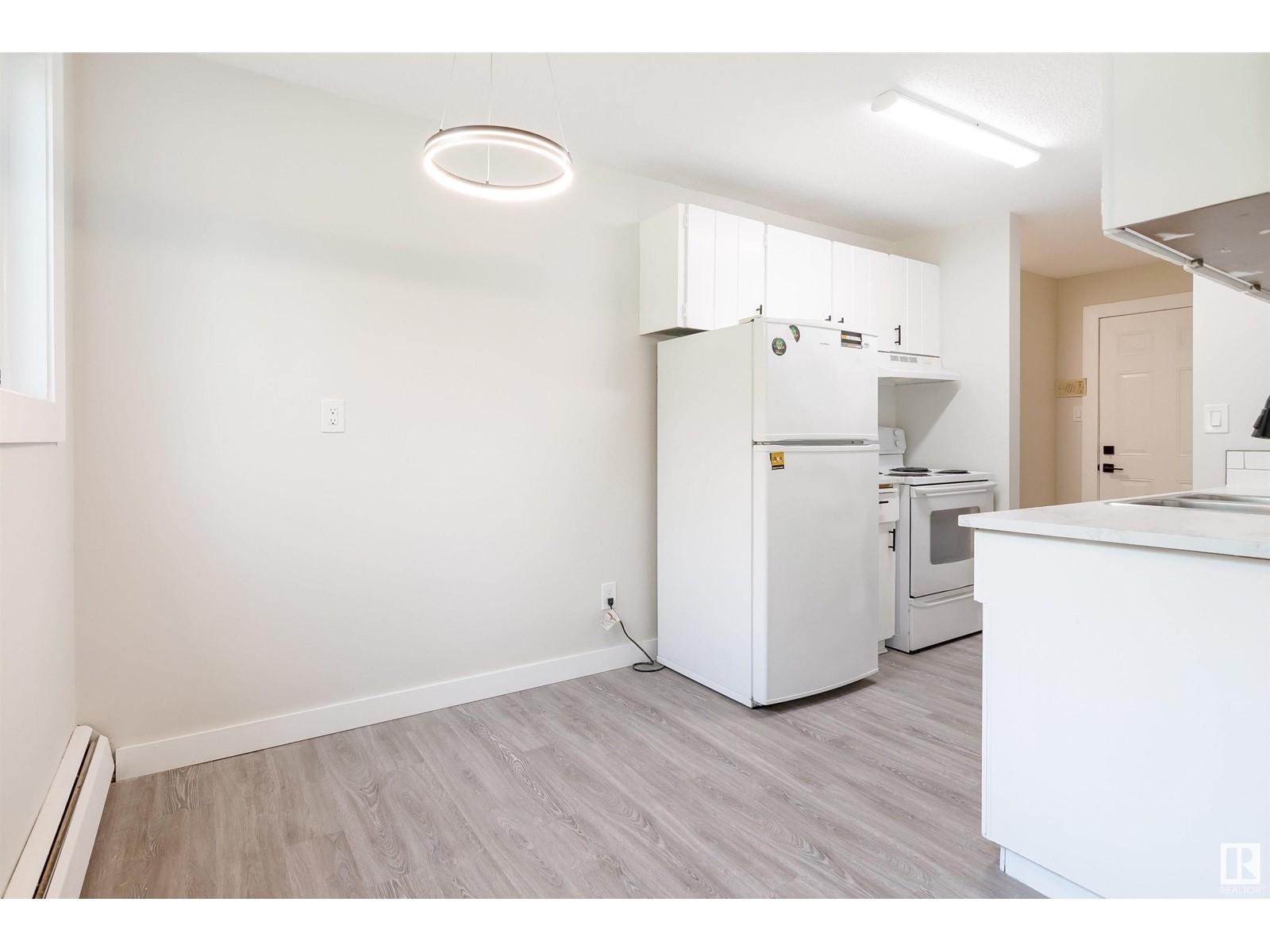 5617 60 Av Property Photo 41