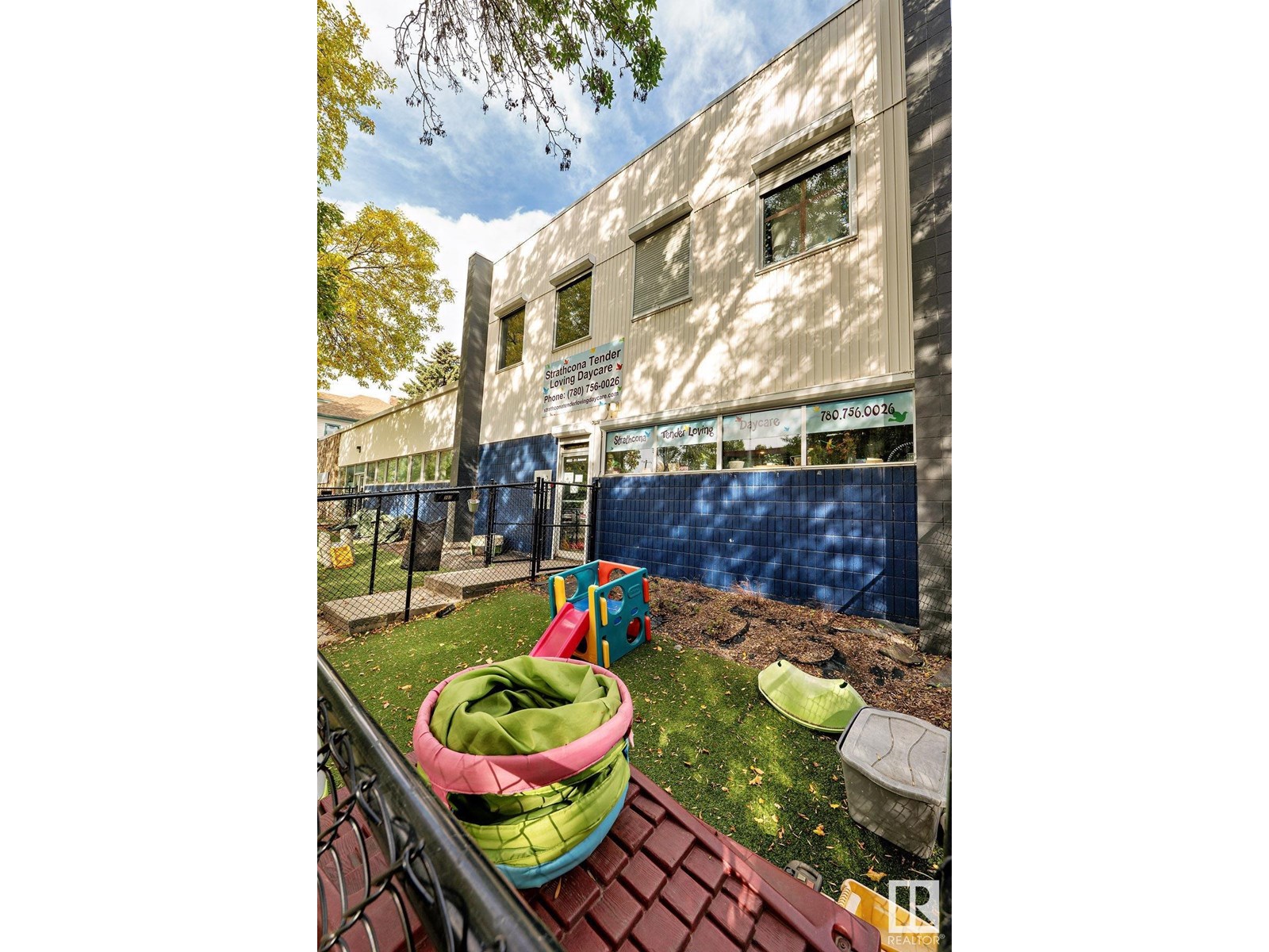 9928 81 Av Nw Property Photo 24