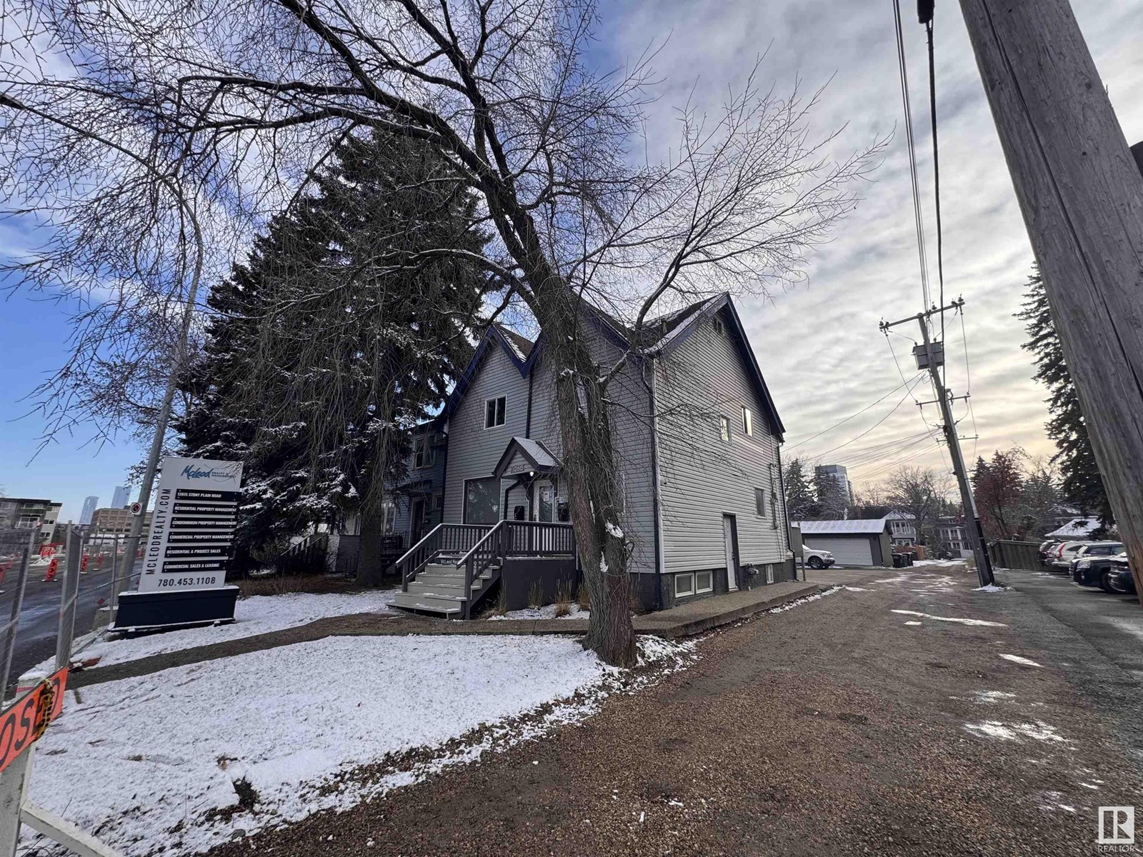 12615 Stony Plain Rd Nw Property Photo 2