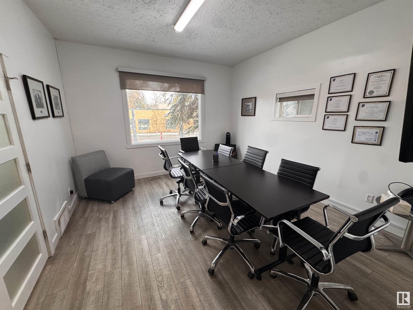 12615 Stony Plain Rd Nw Property Photo 8