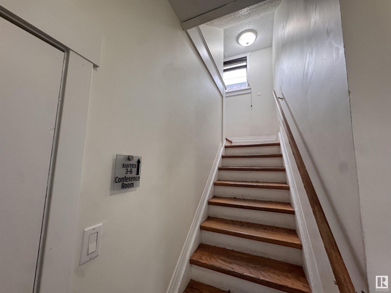 12615 Stony Plain Rd Nw Property Photo 12