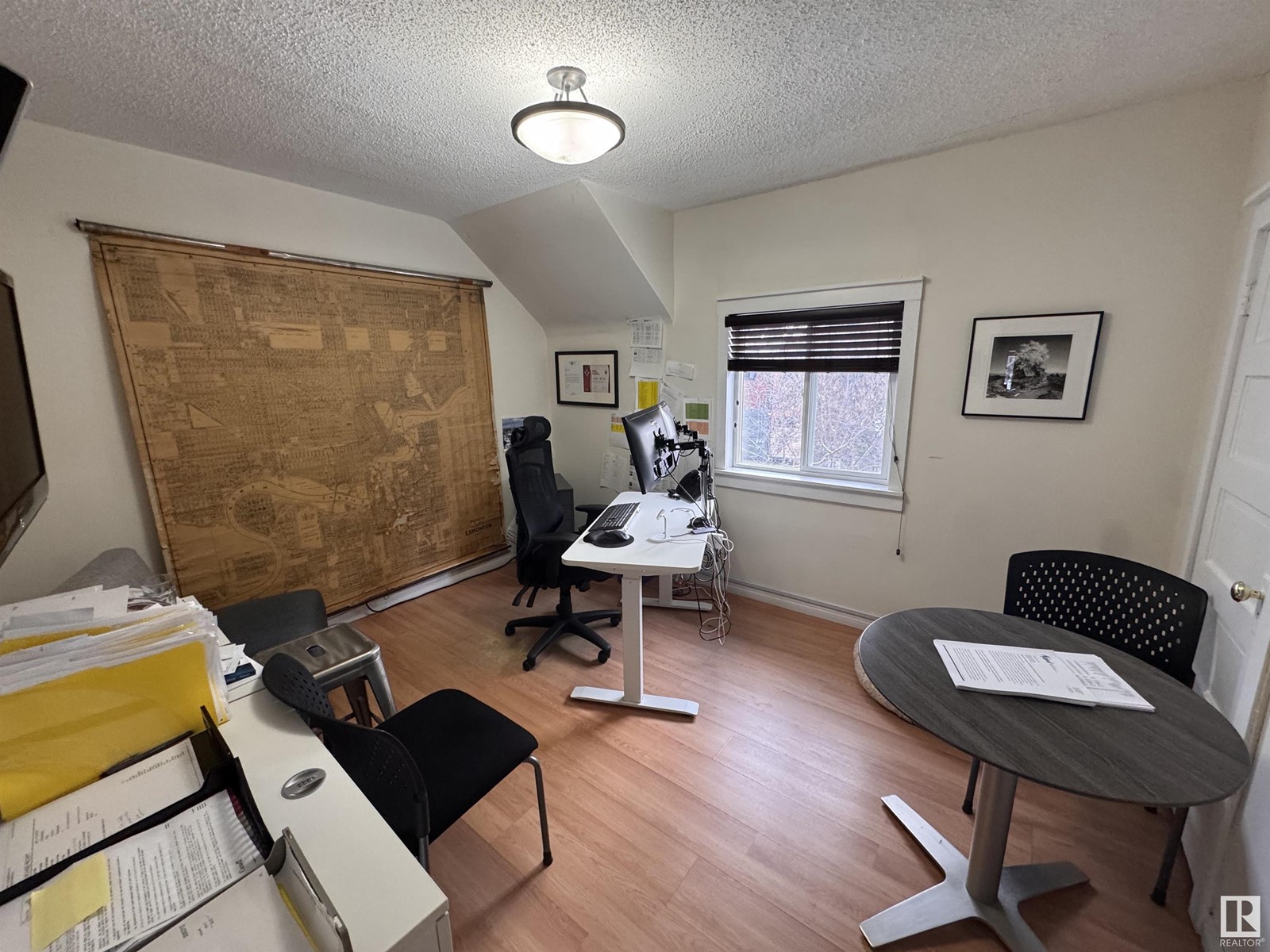 12615 Stony Plain Rd Nw Property Photo 16