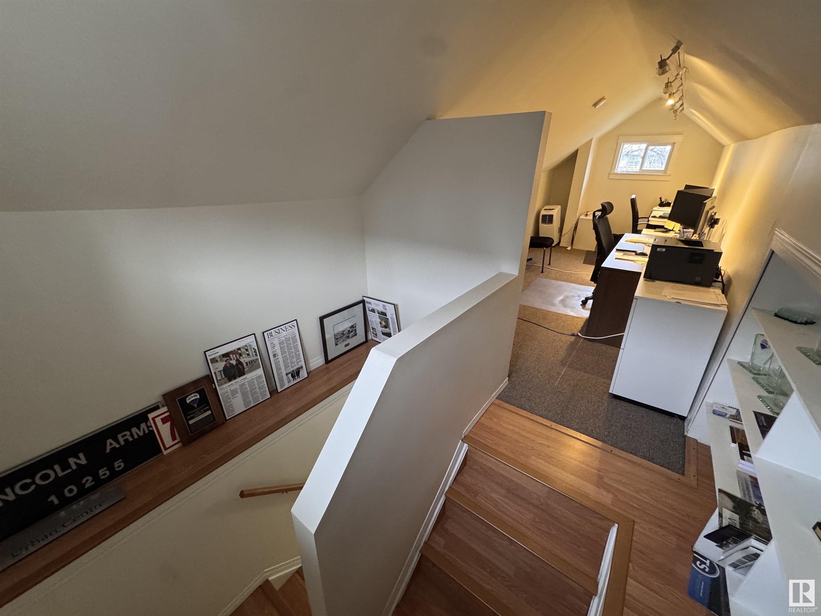 12615 Stony Plain Rd Nw Property Photo 18