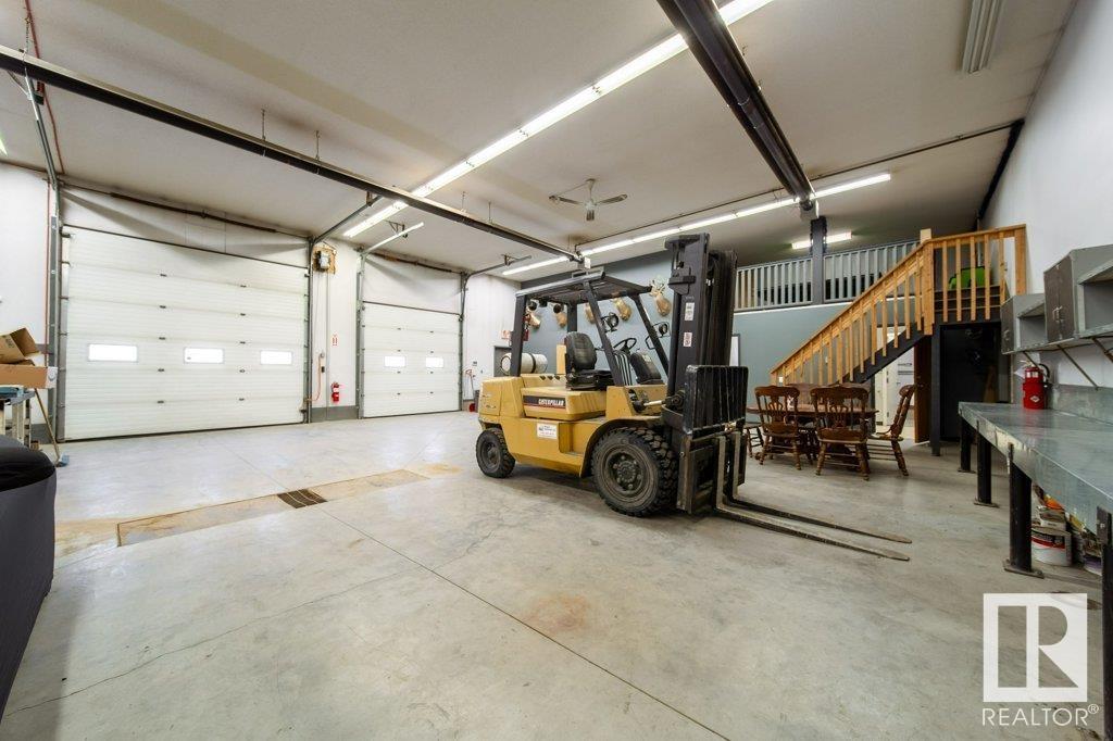 22904 110 Av Nw Property Photo 22