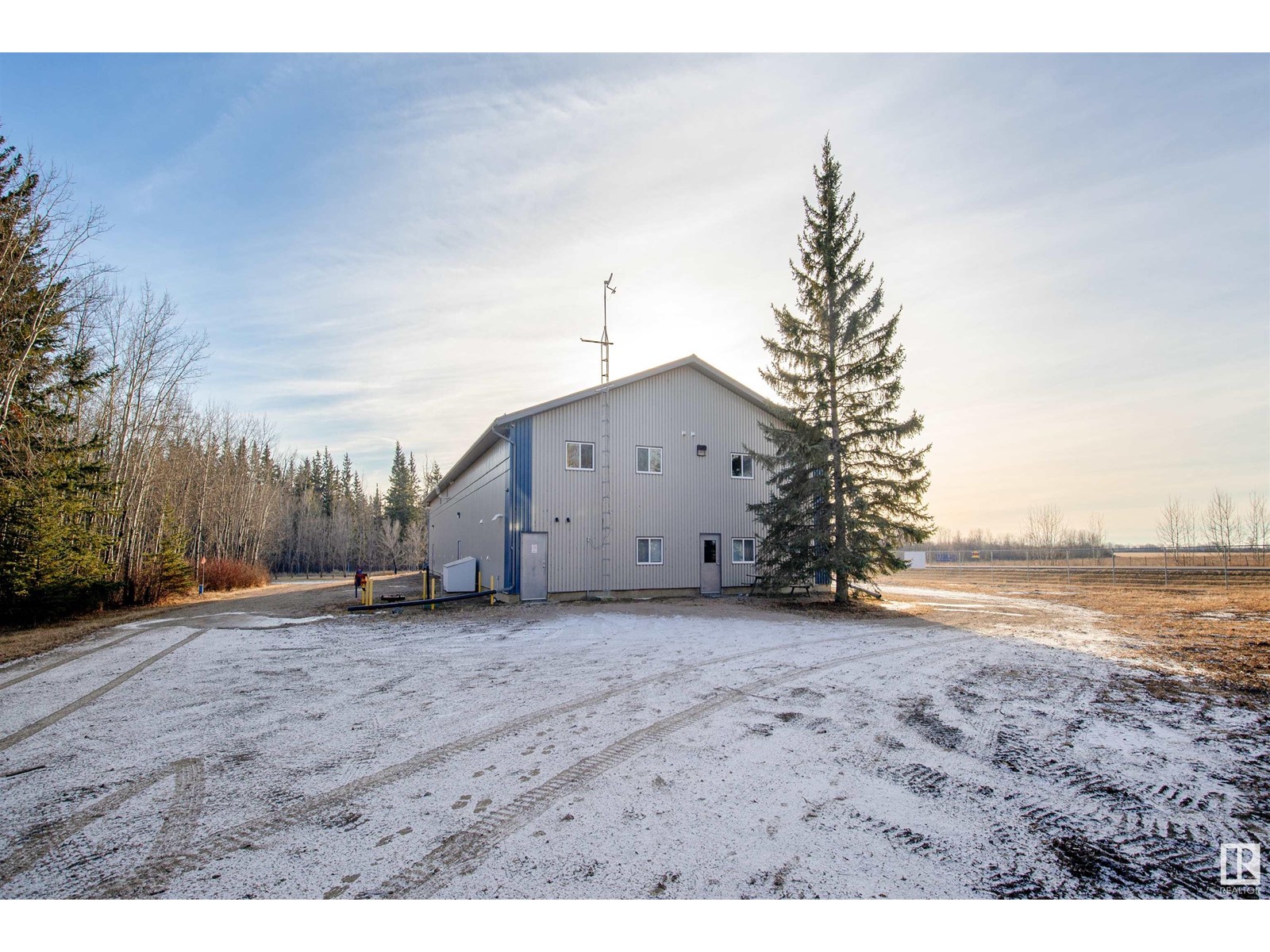 45131 Twp Rd 621 Property Photo 3
