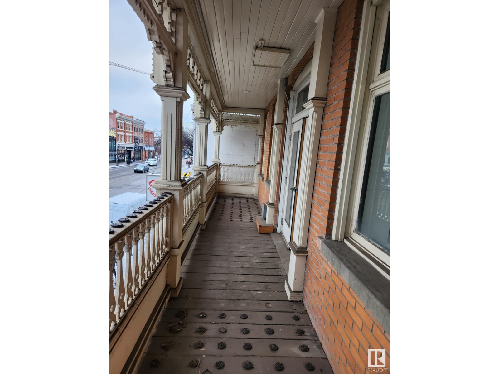 #200 10324 82 Av Nw Property Photo 2