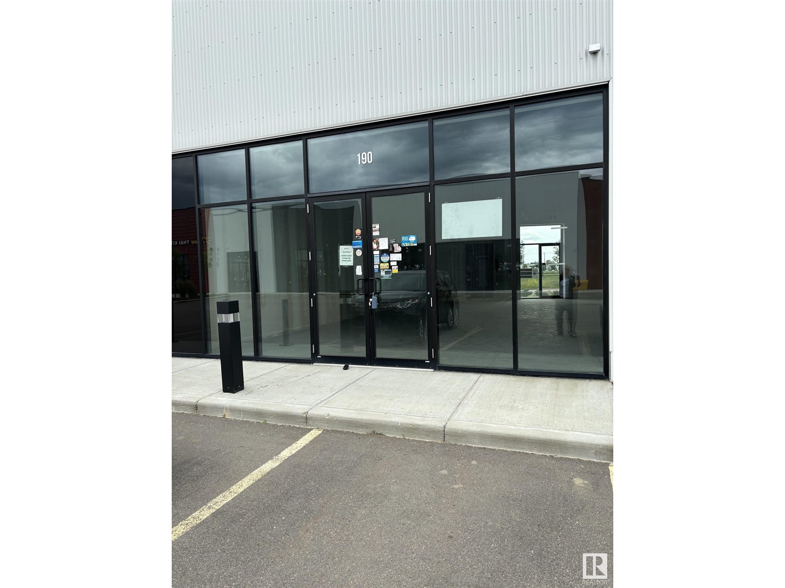 190 Mistatim RD NW Property Photo 1