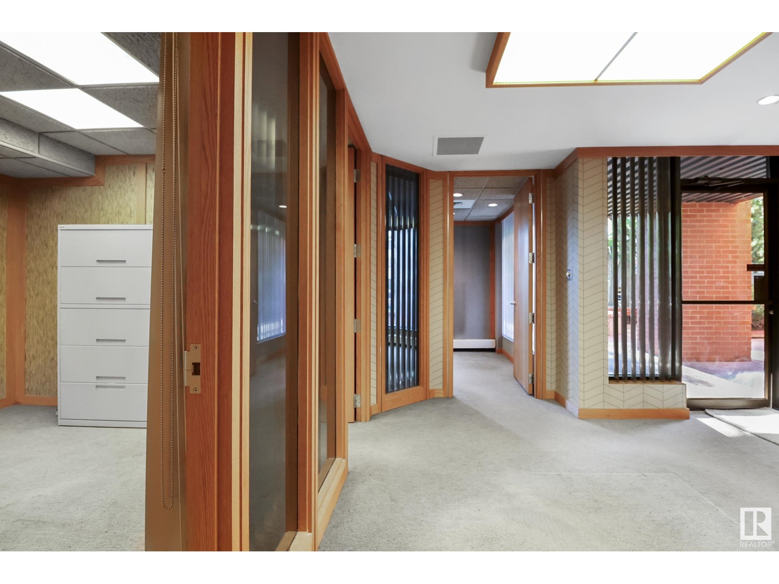 #001 11503 100 Av Nw Property Photo 14
