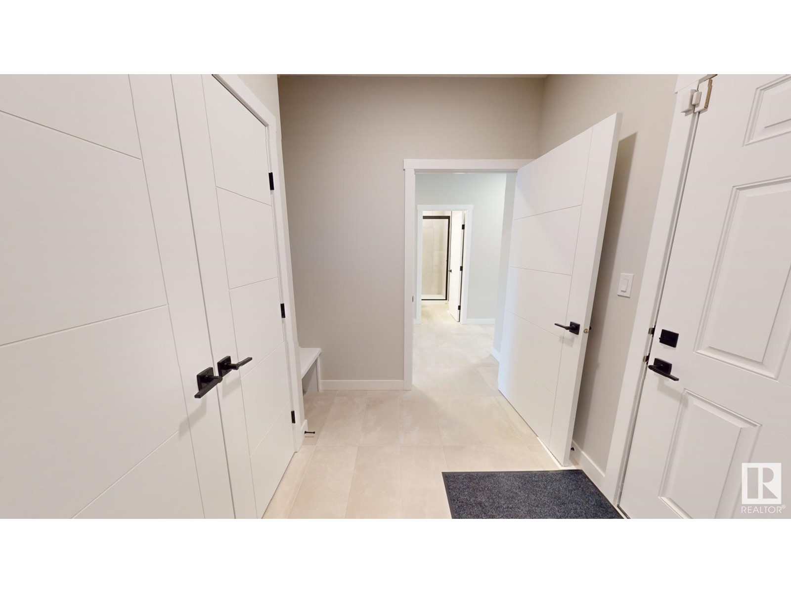 4220 41b Av Property Photo 4