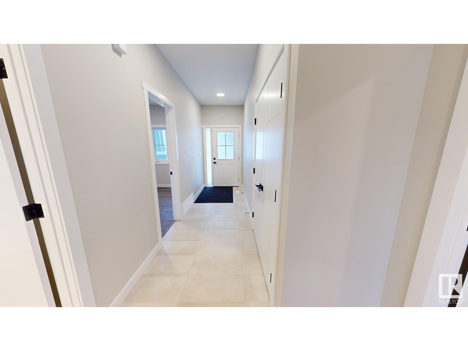 4220 41b Av Property Photo 5