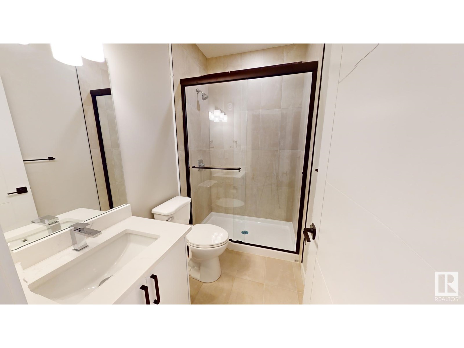 4220 41b Av Property Photo 9