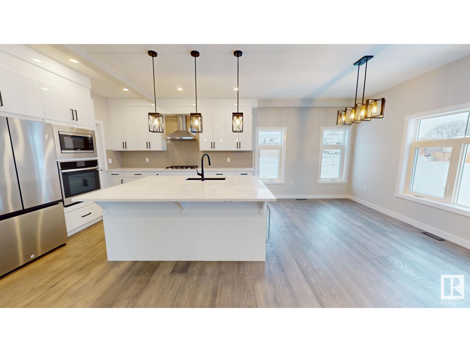 4220 41b Av Property Photo 12