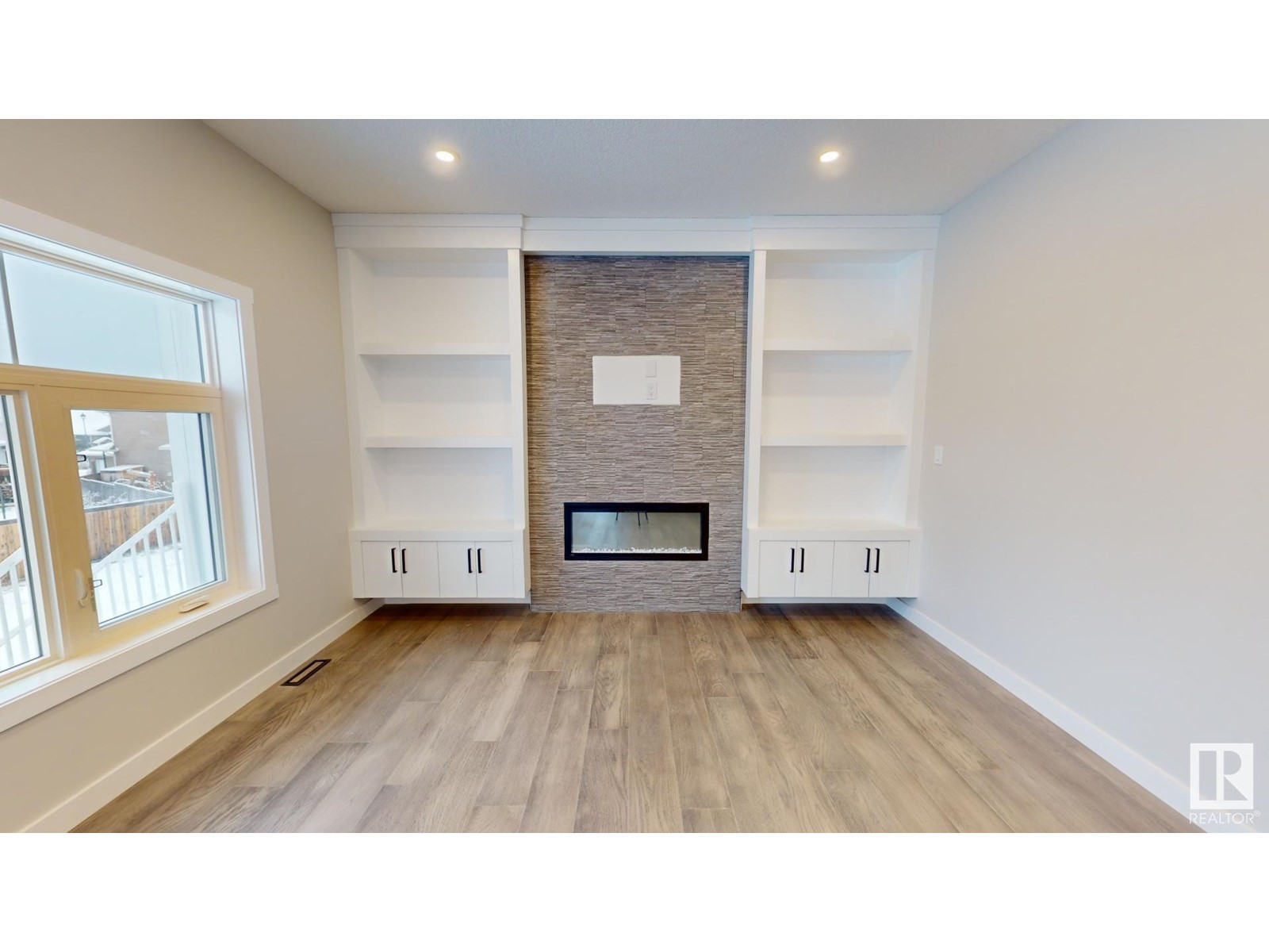 4220 41b Av Property Photo 19