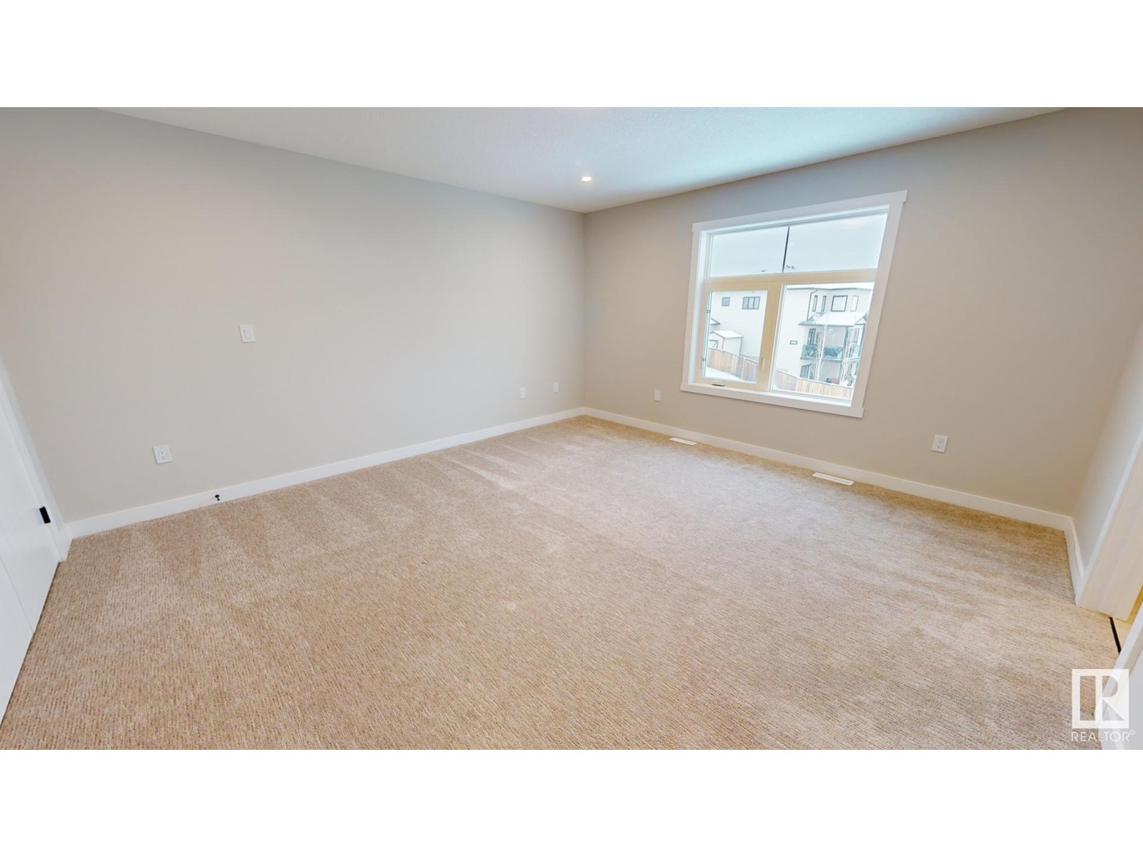 4220 41b Av Property Photo 24