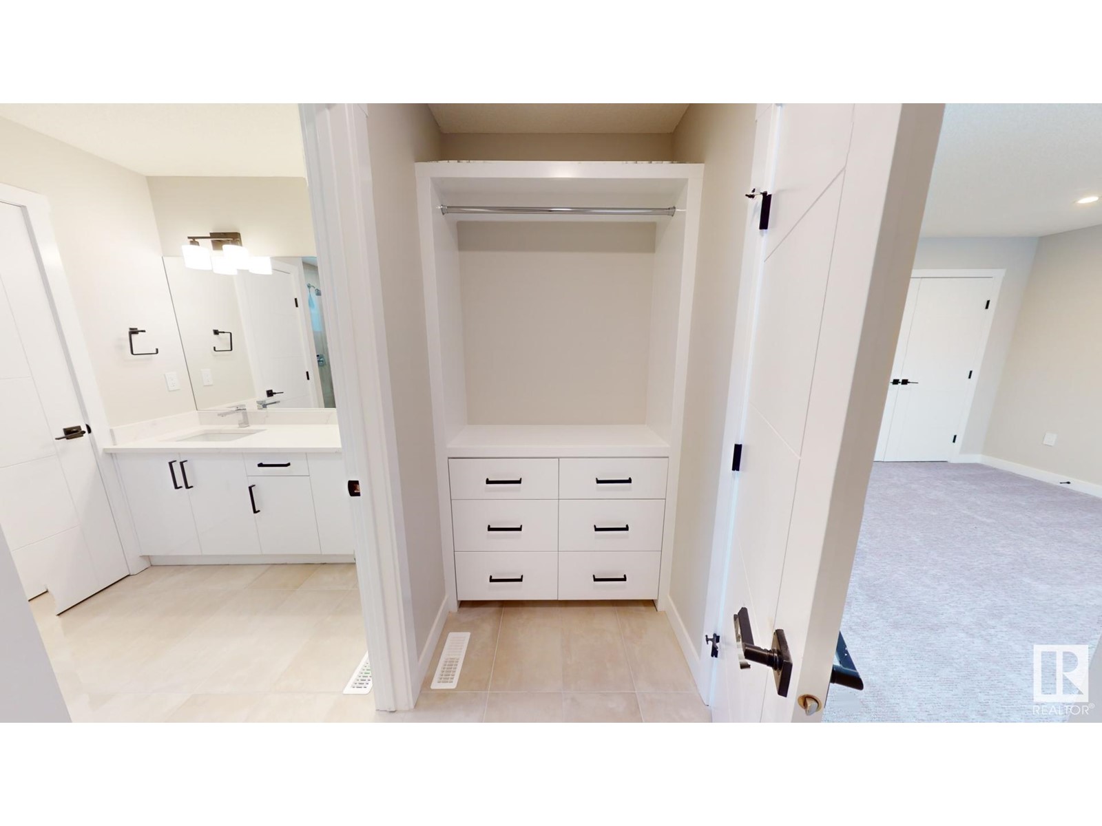 4220 41b Av Property Photo 27