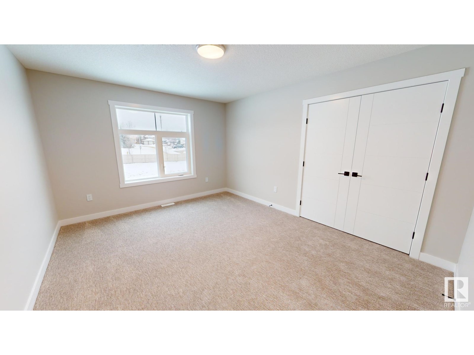 4220 41b Av Property Photo 32