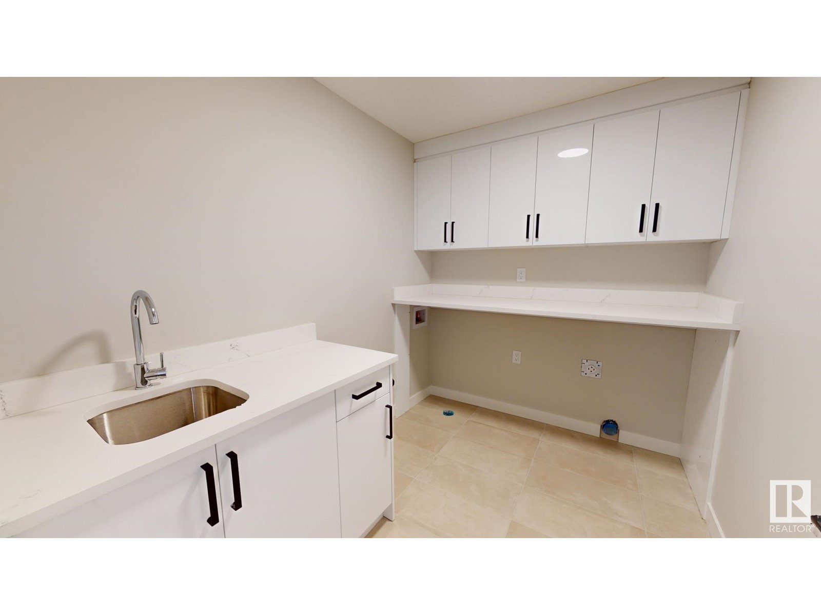 4220 41b Av Property Photo 37