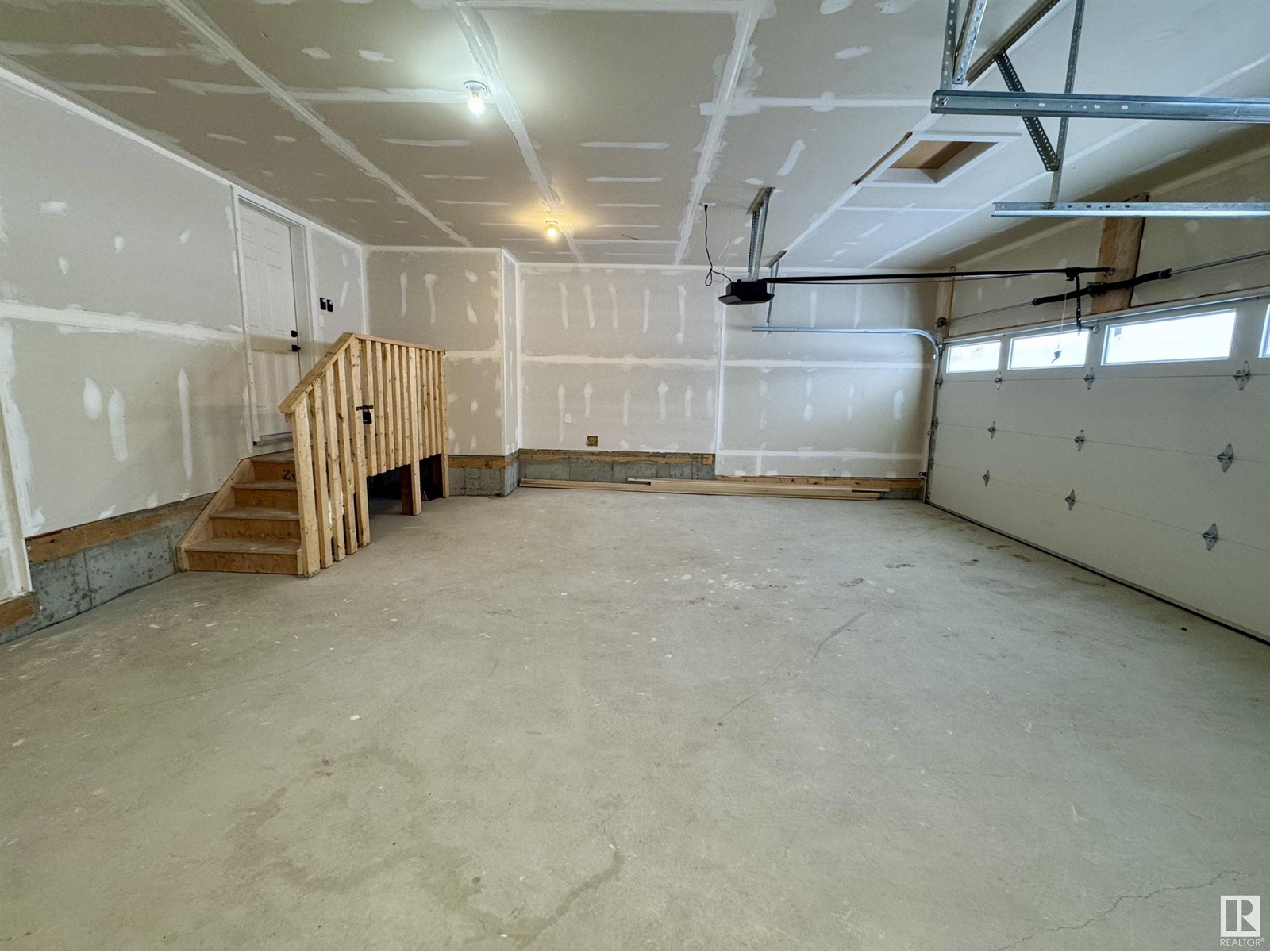 4220 41b Av Property Photo 44
