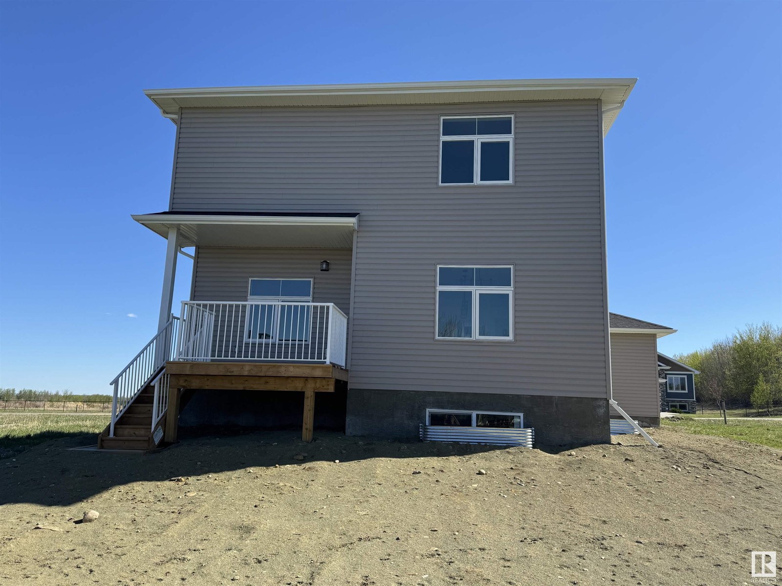 4220 41b Av Property Photo 48