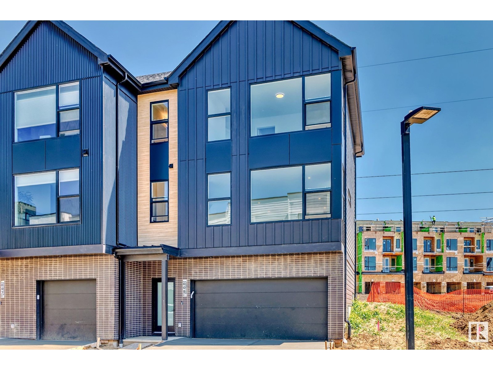 #8 5 Rondeau Dr Property Photo 2