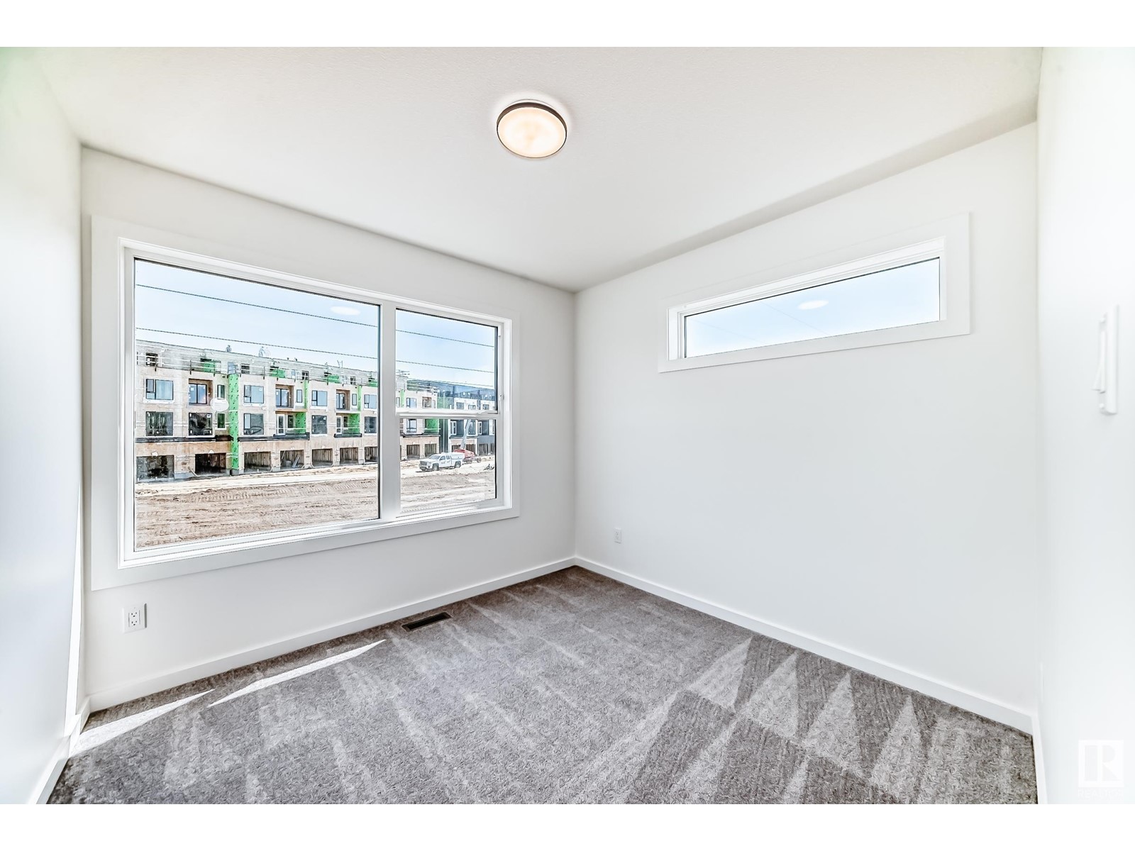#8 5 Rondeau Dr Property Photo 33