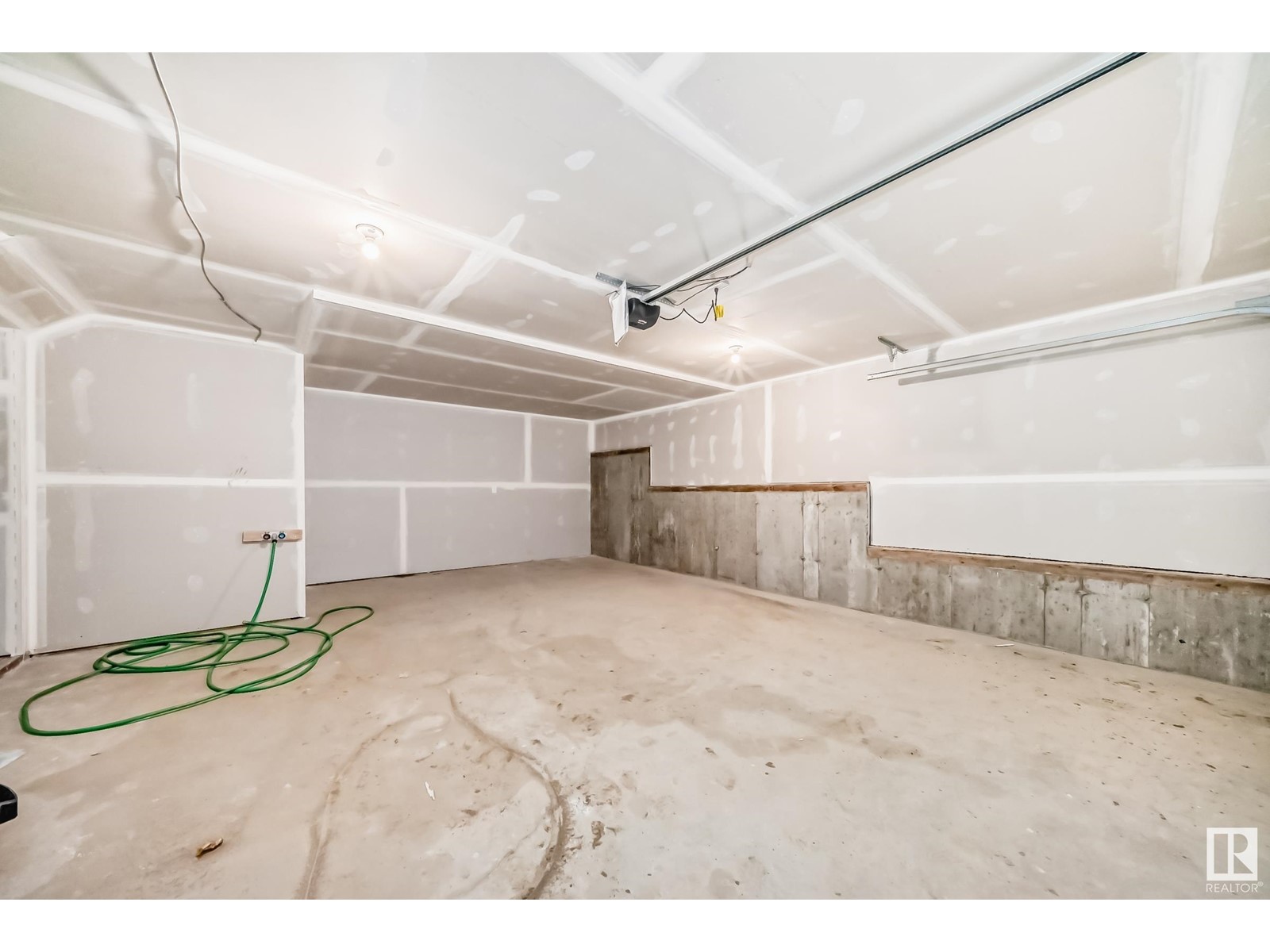 #8 5 Rondeau Dr Property Photo 40