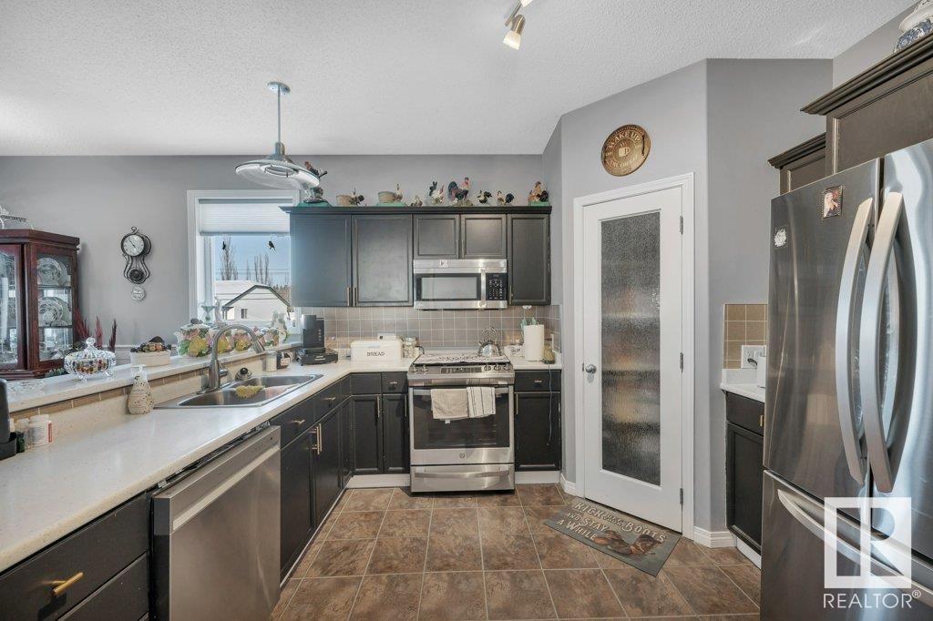 #4 4908 43 St Property Photo 13