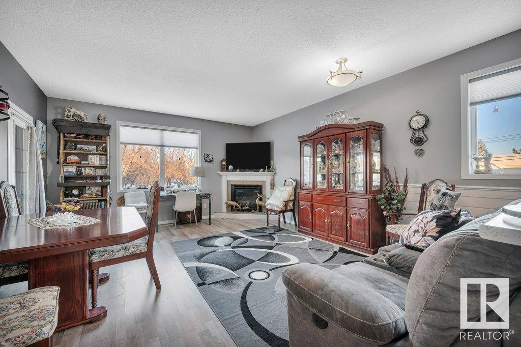 #4 4908 43 St Property Photo 17