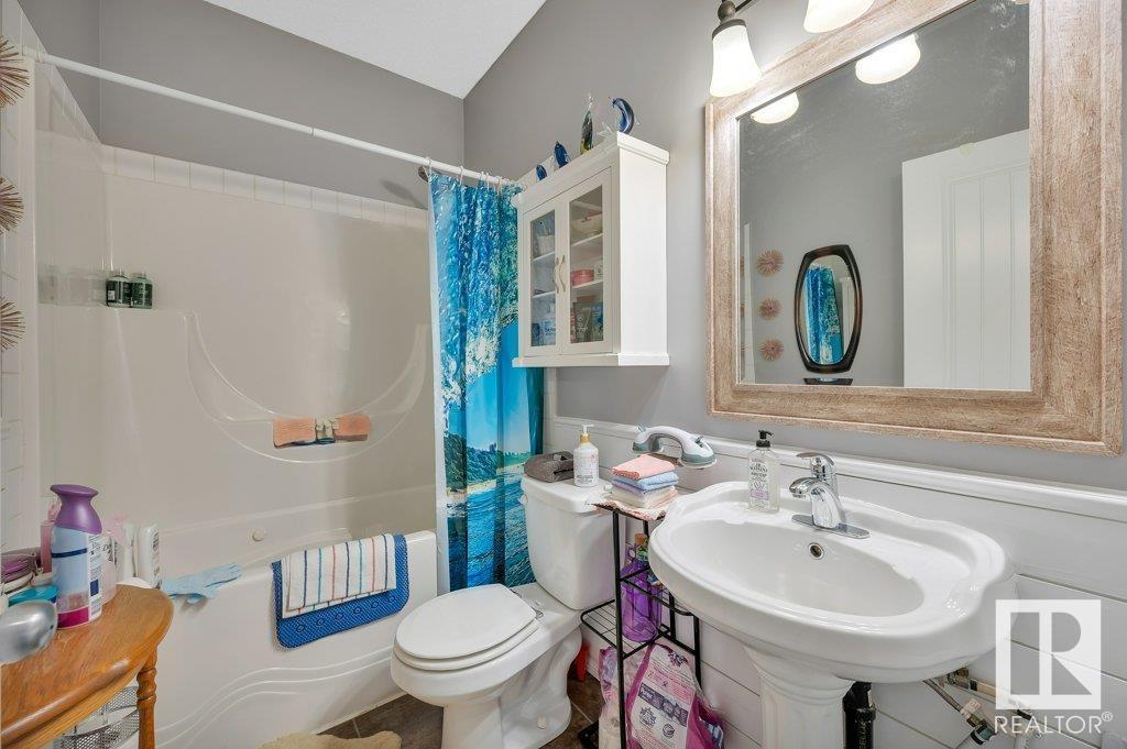 #4 4908 43 St Property Photo 28