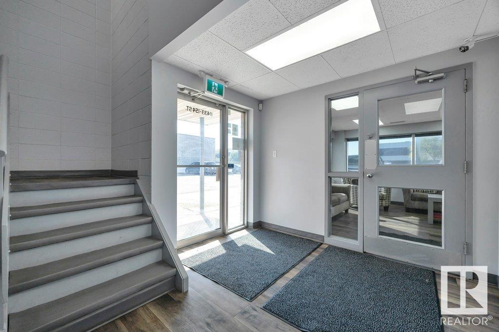 11433 154 St Nw Property Photo 8