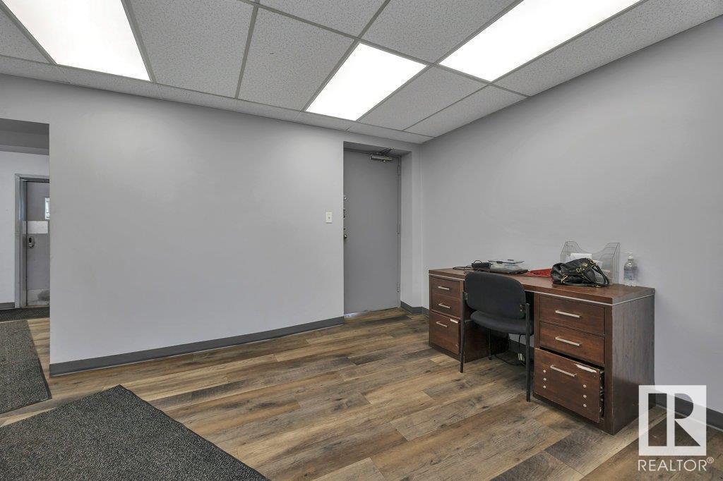 11433 154 St Nw Property Photo 15