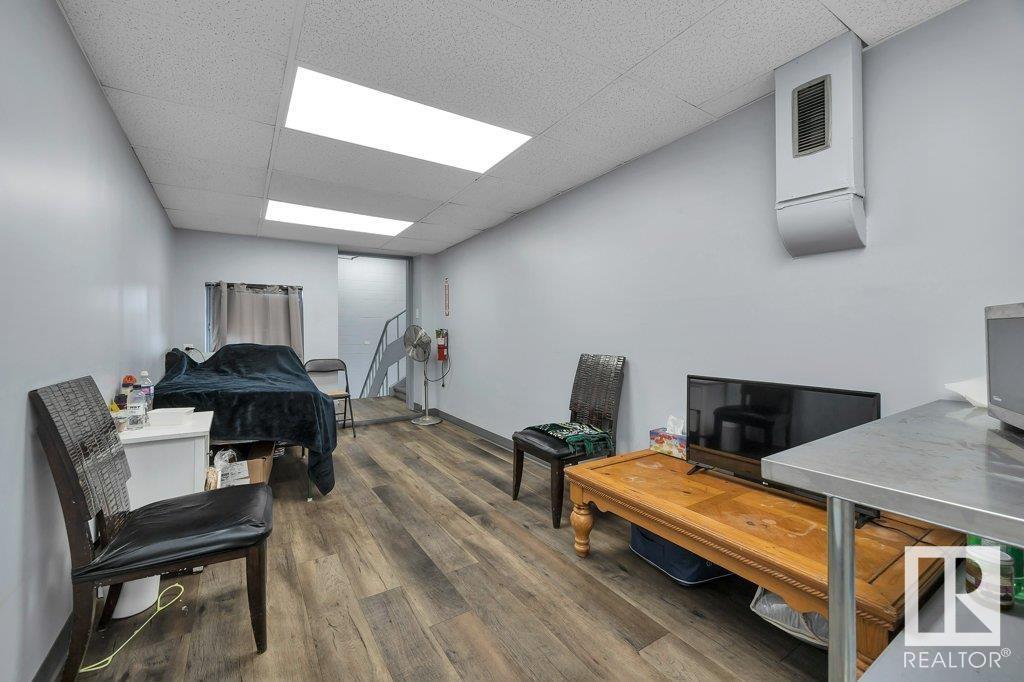 11433 154 St Nw Property Photo 23