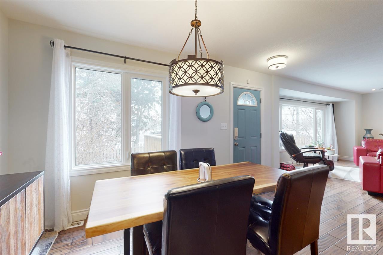 #1-4 4913 47 Av Property Photo 3