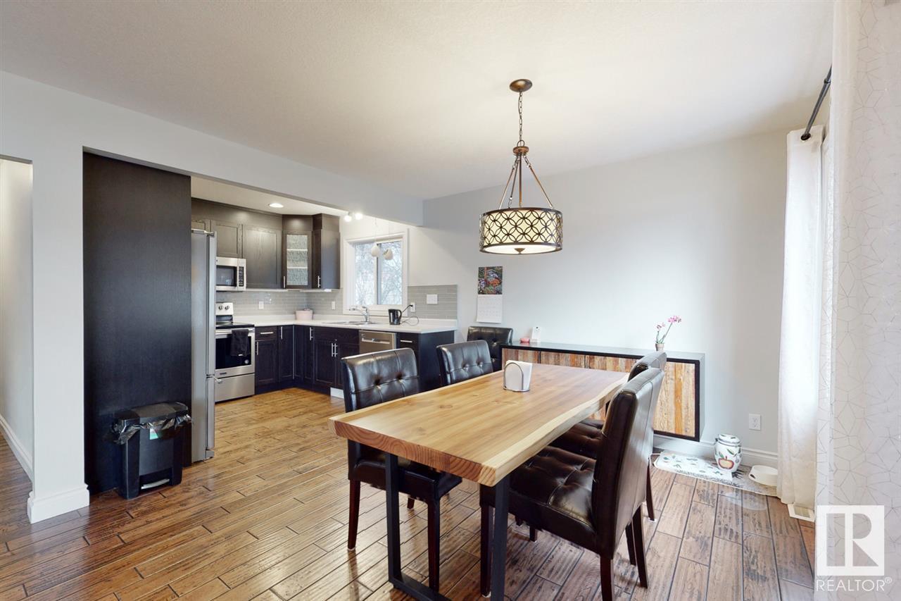 #1-4 4913 47 Av Property Photo 5