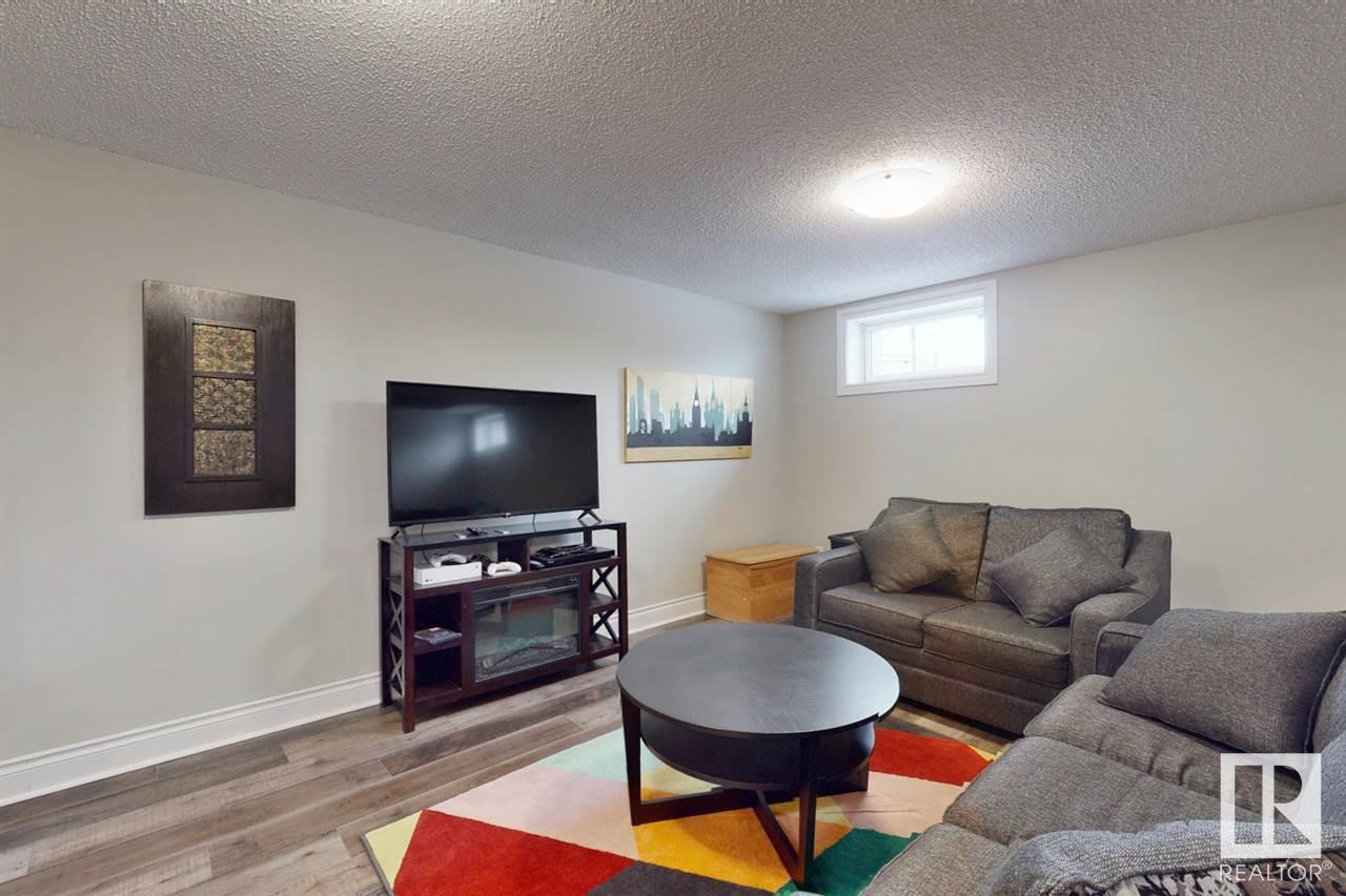 #1-4 4913 47 Av Property Photo 21