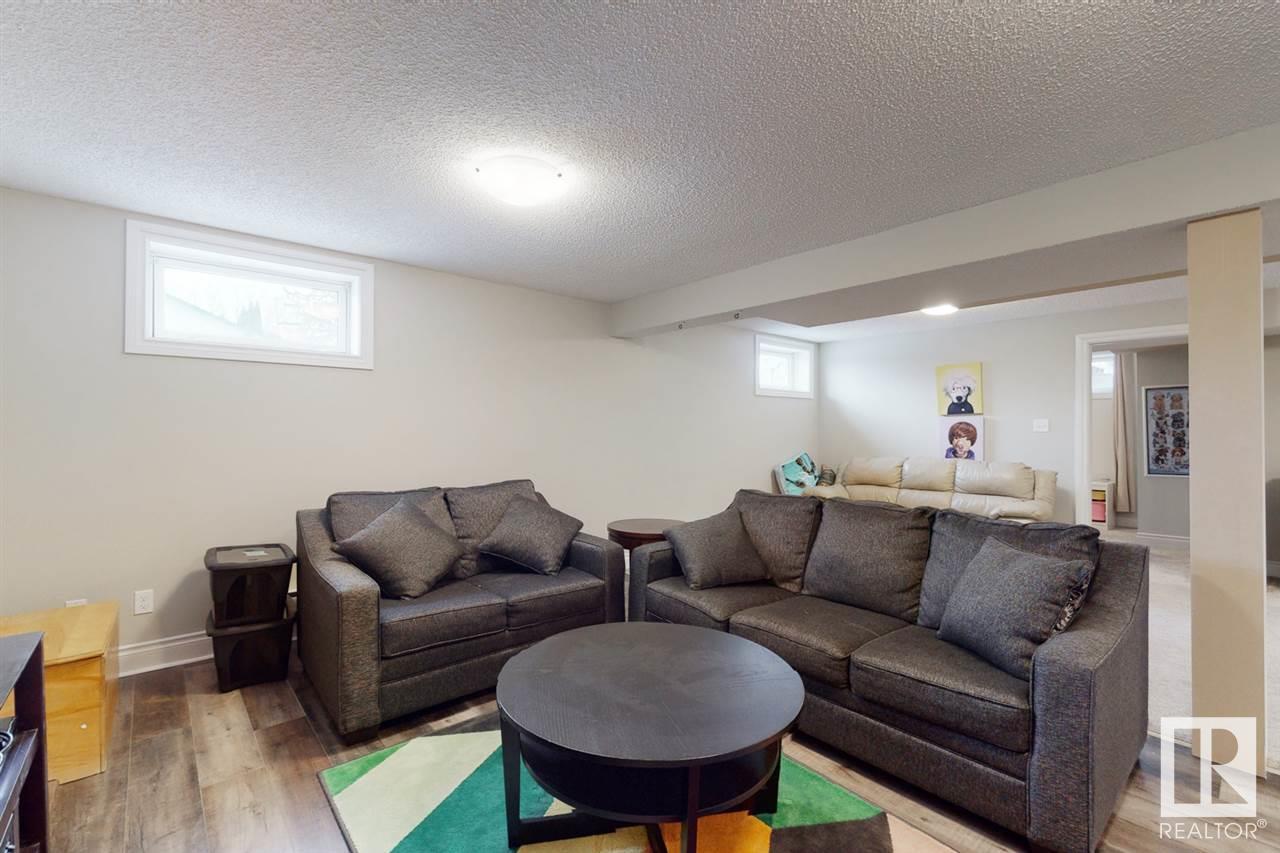 #1-4 4913 47 Av Property Photo 22