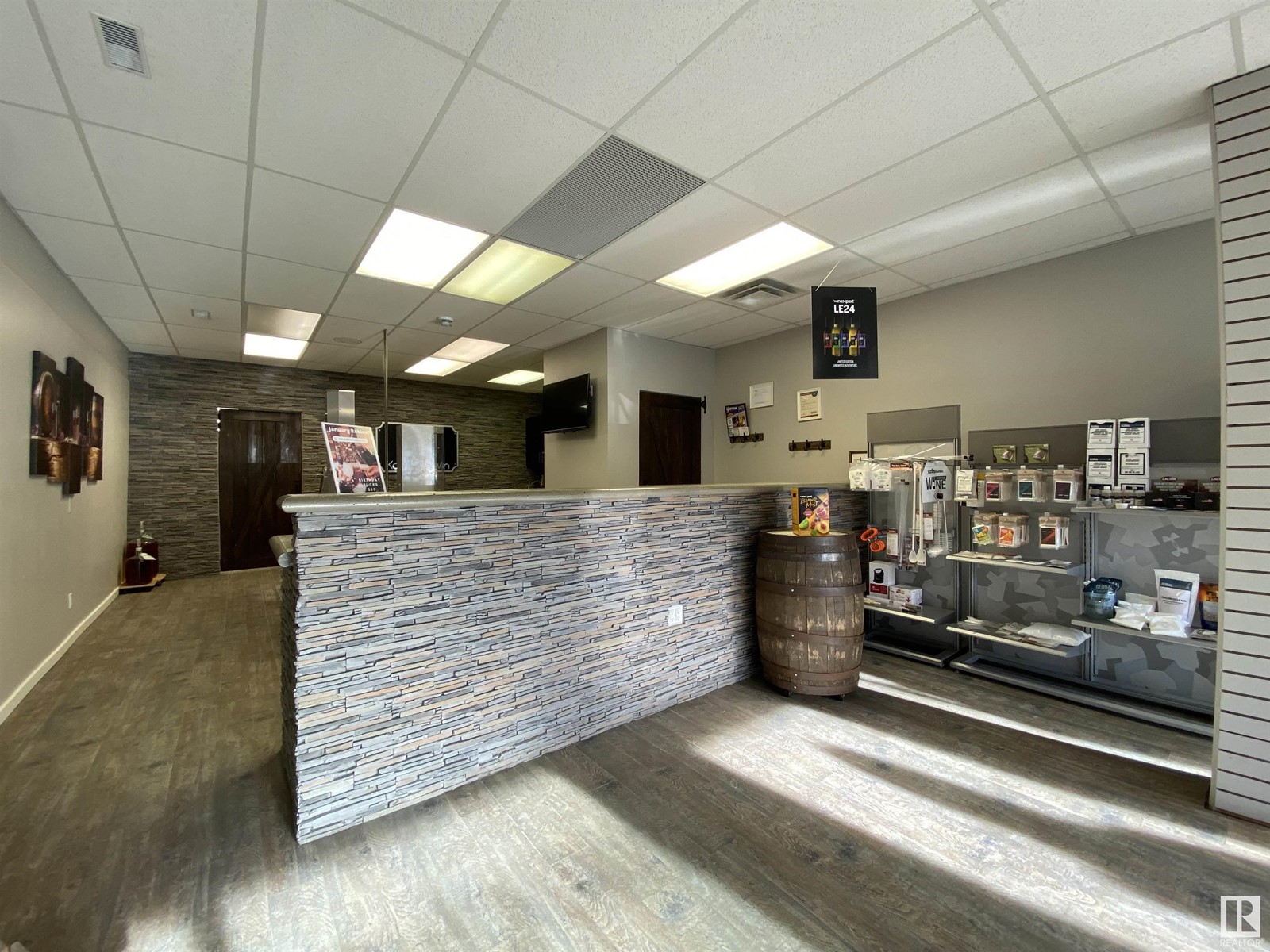 Property Photo 18