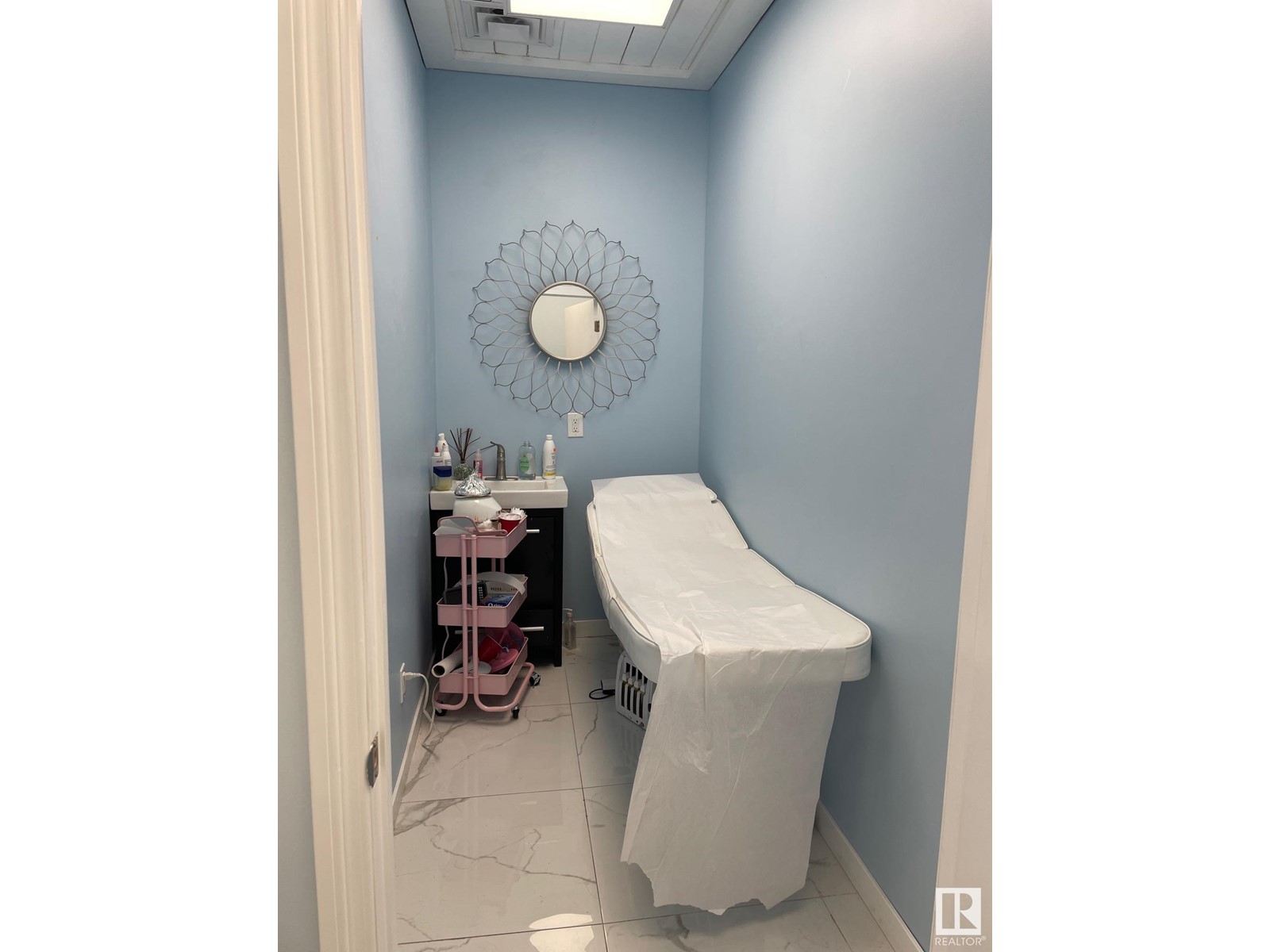 8070 167 Av Nw Nw Property Photo 11