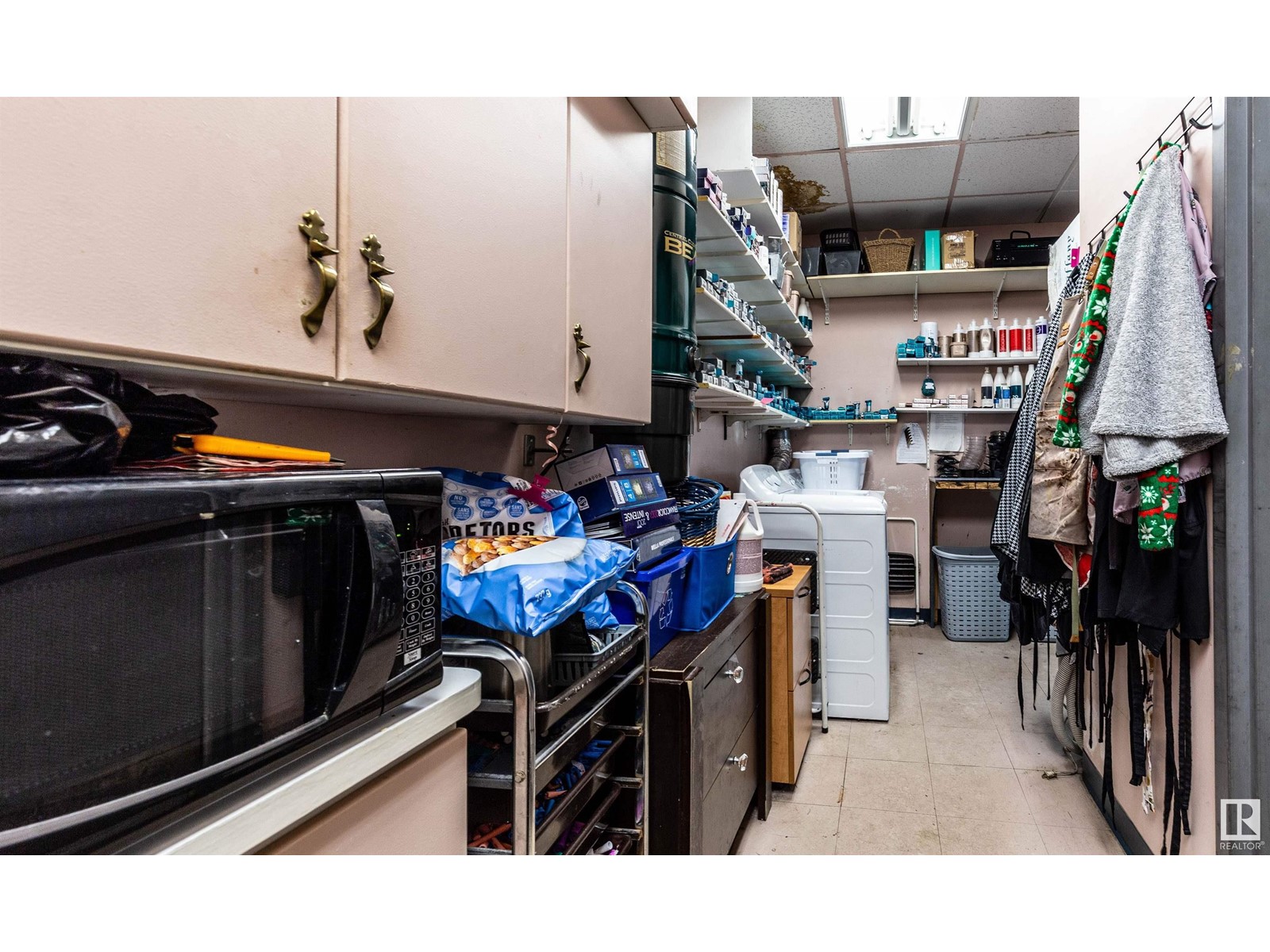 #10 161 Liberton Dr Property Photo 6