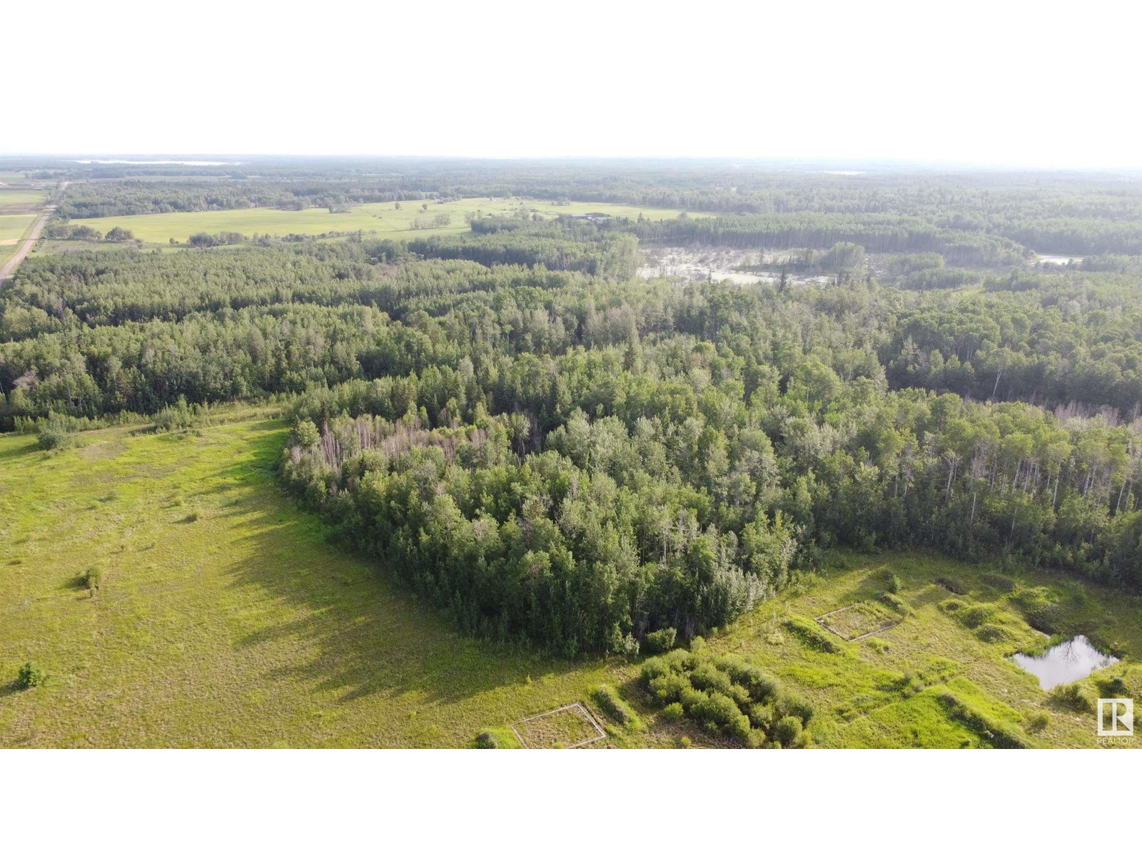 R.r. 42 Hwy 43 Property Photo 5