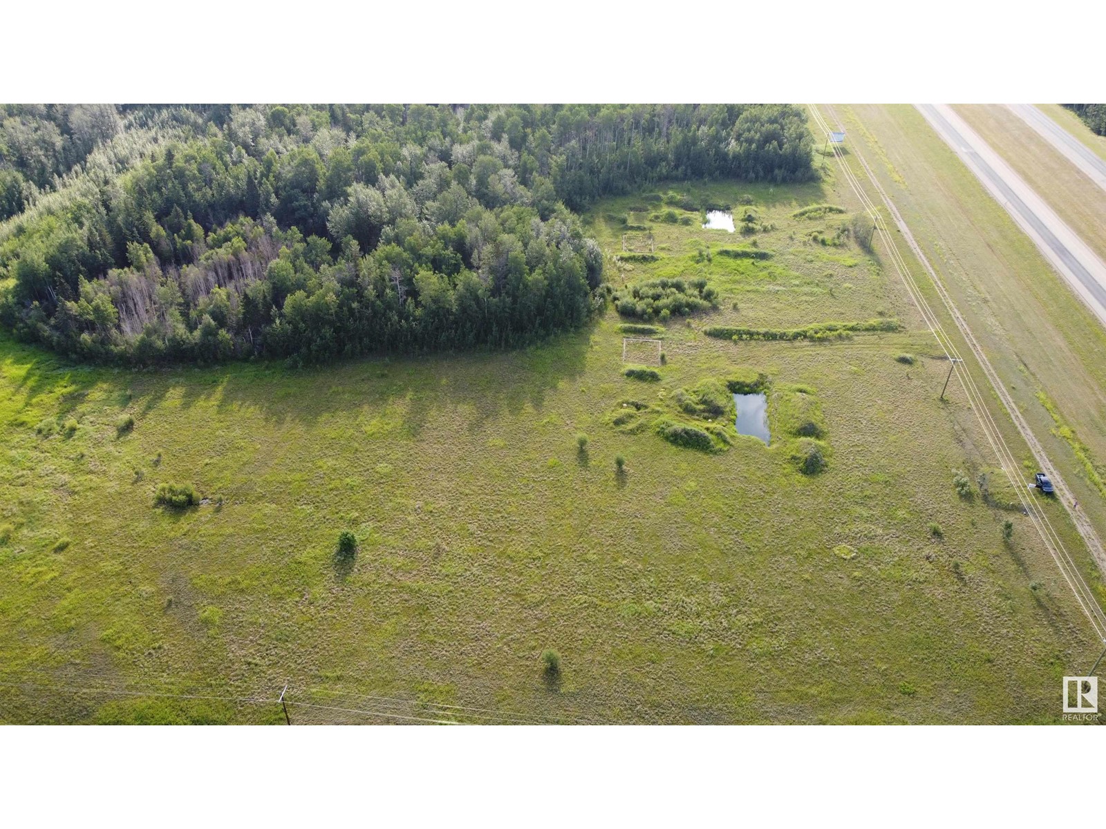 R.r. 42 Hwy 43 Property Photo 11