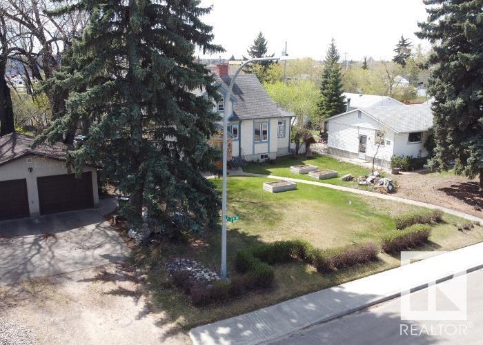 5203-5209 101a Av Nw Property Photo 5