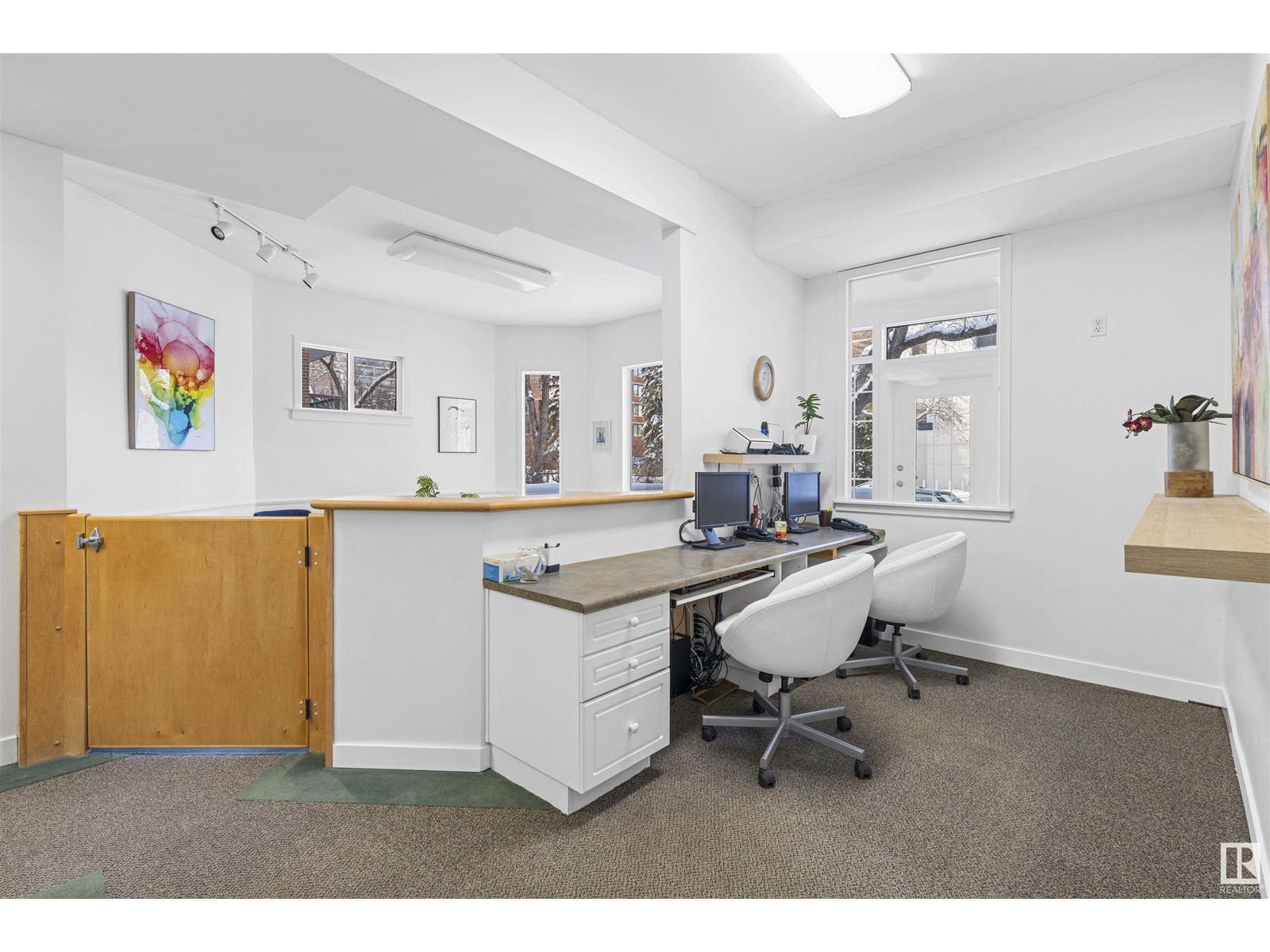 9937 113 St Nw Property Photo 6