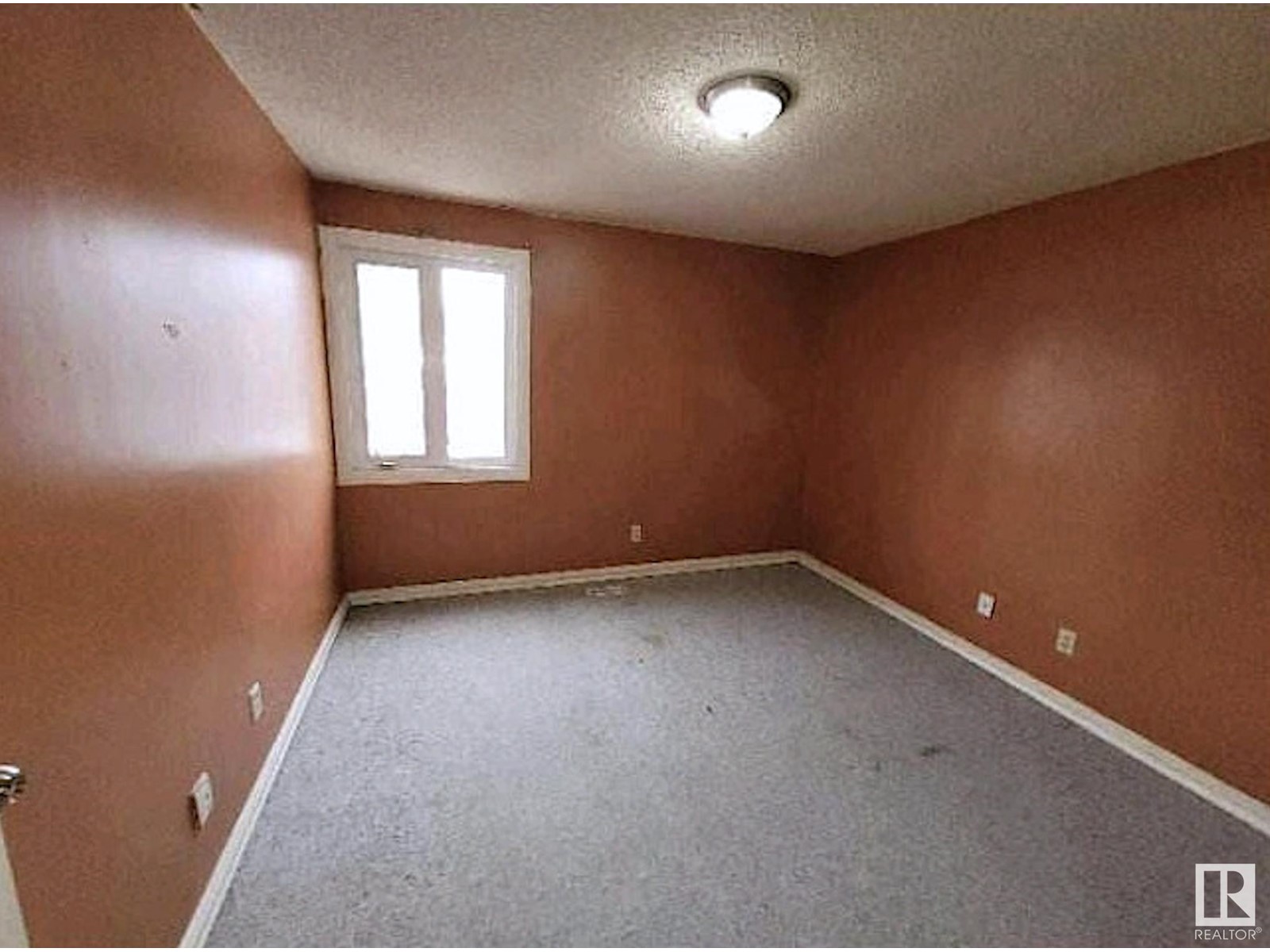 1703 Lakewood Rd S Nw Property Photo 6