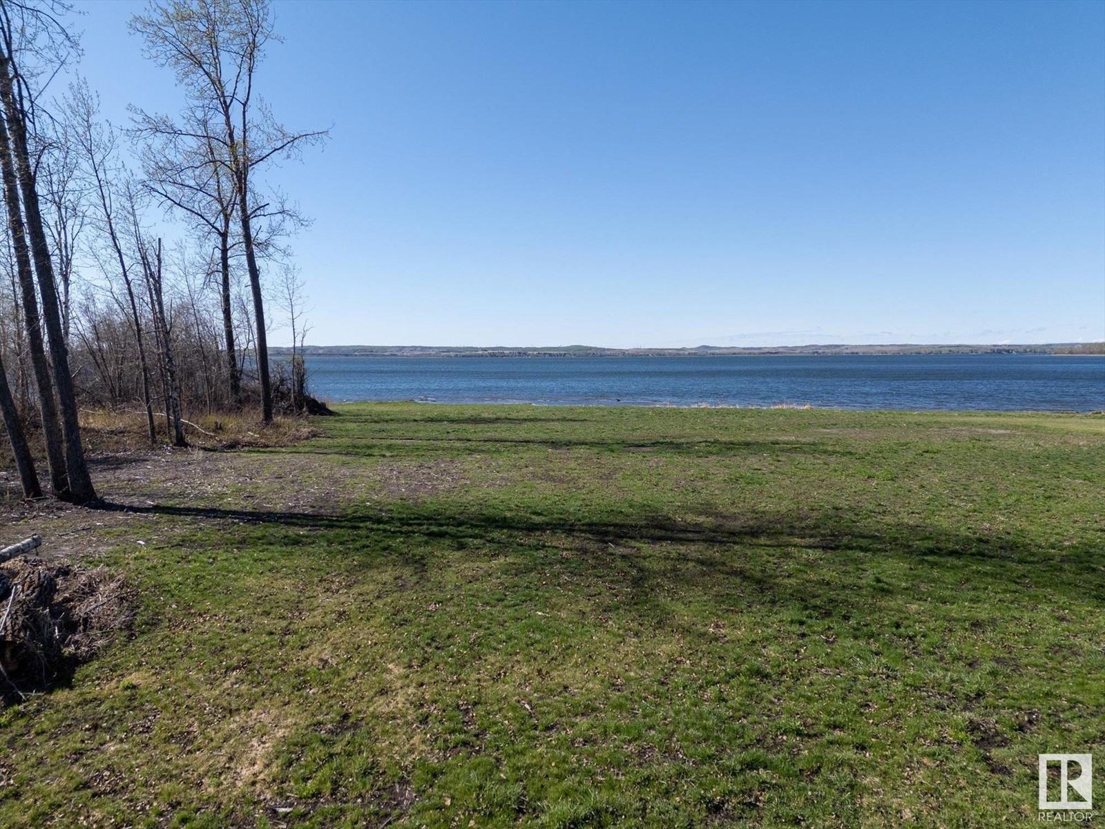 5101 Lakeshore Rd Property Photo 14