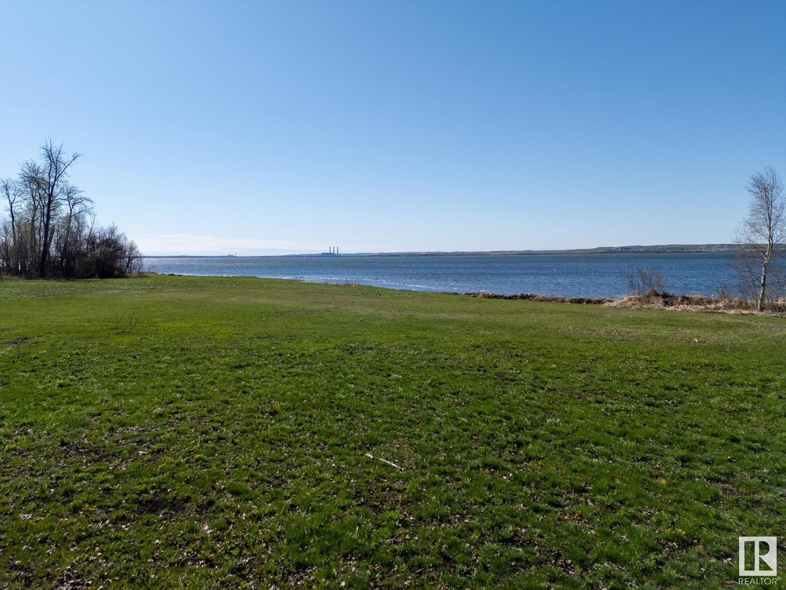 5101 Lakeshore Rd Property Photo 16