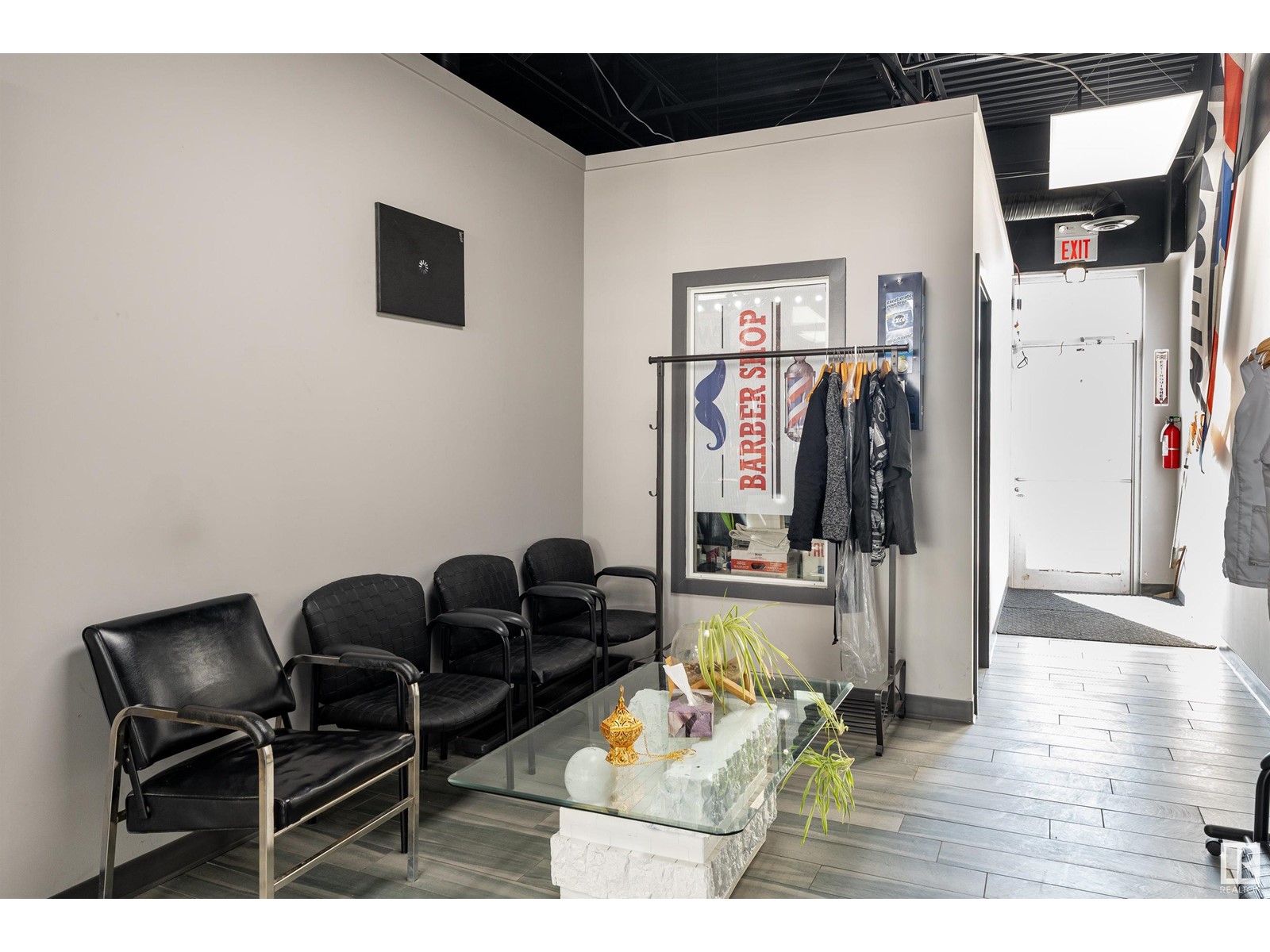 6610 127 Av Nw Nw Property Photo 18