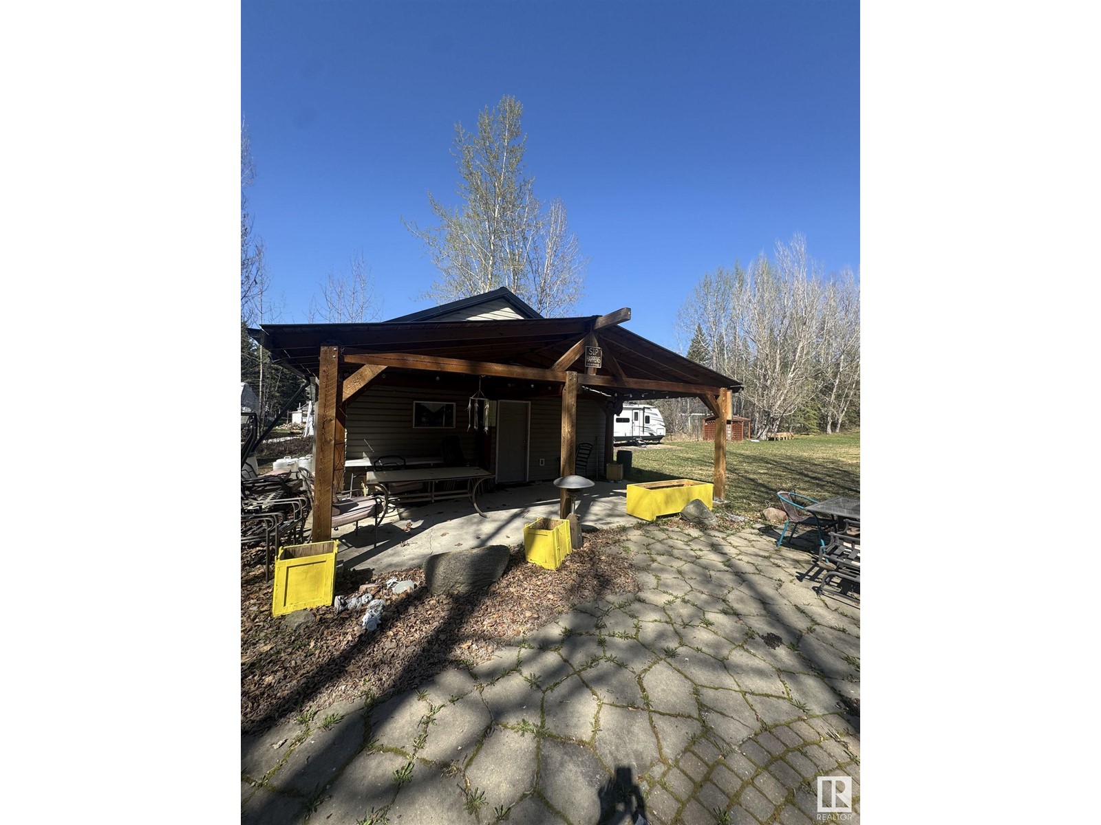 #210 4418 Hwy 633 Property Photo 5
