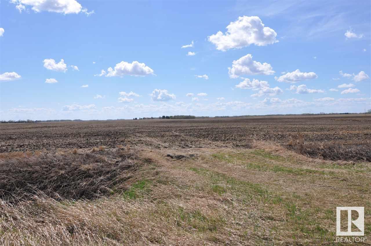 Rr 261 Twp Rd 570 Property Photo 2